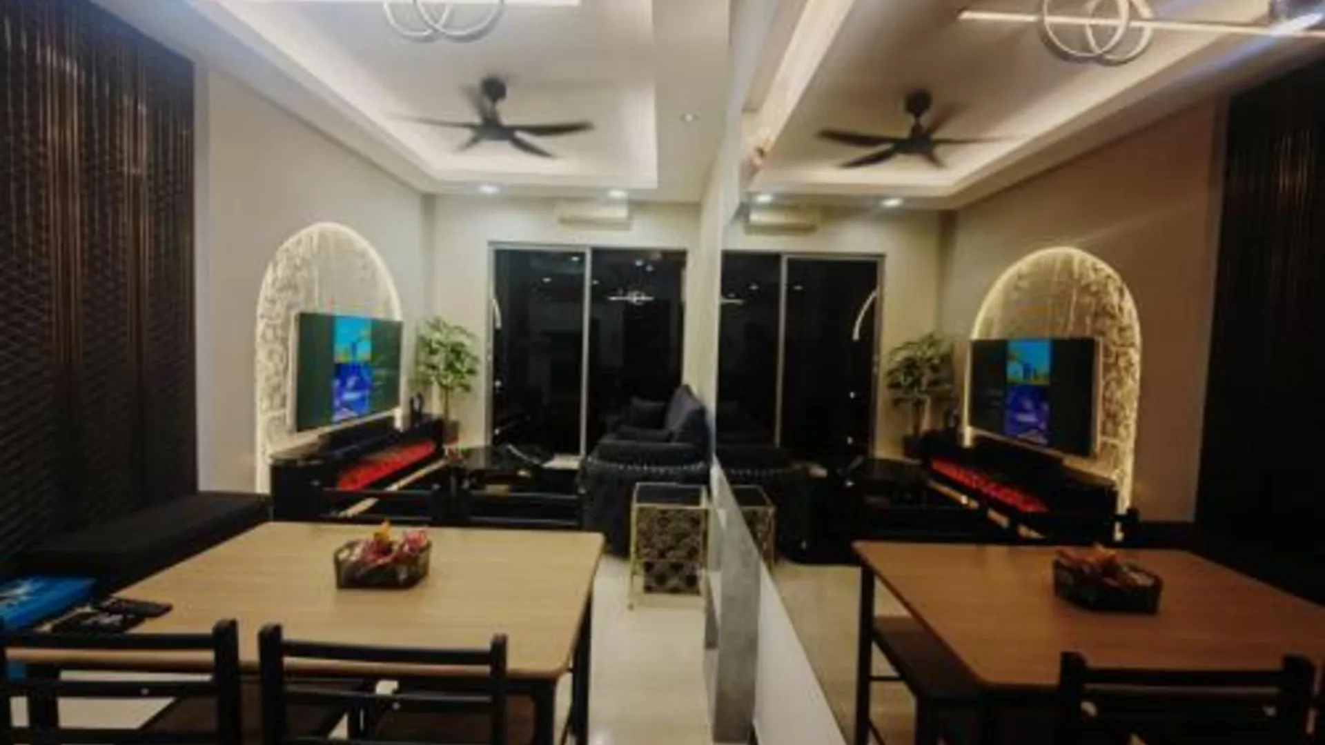 말라카 Silverscape Residence Sea View Melaka by Stayrene 5성급 게스트하우스 레스토랑