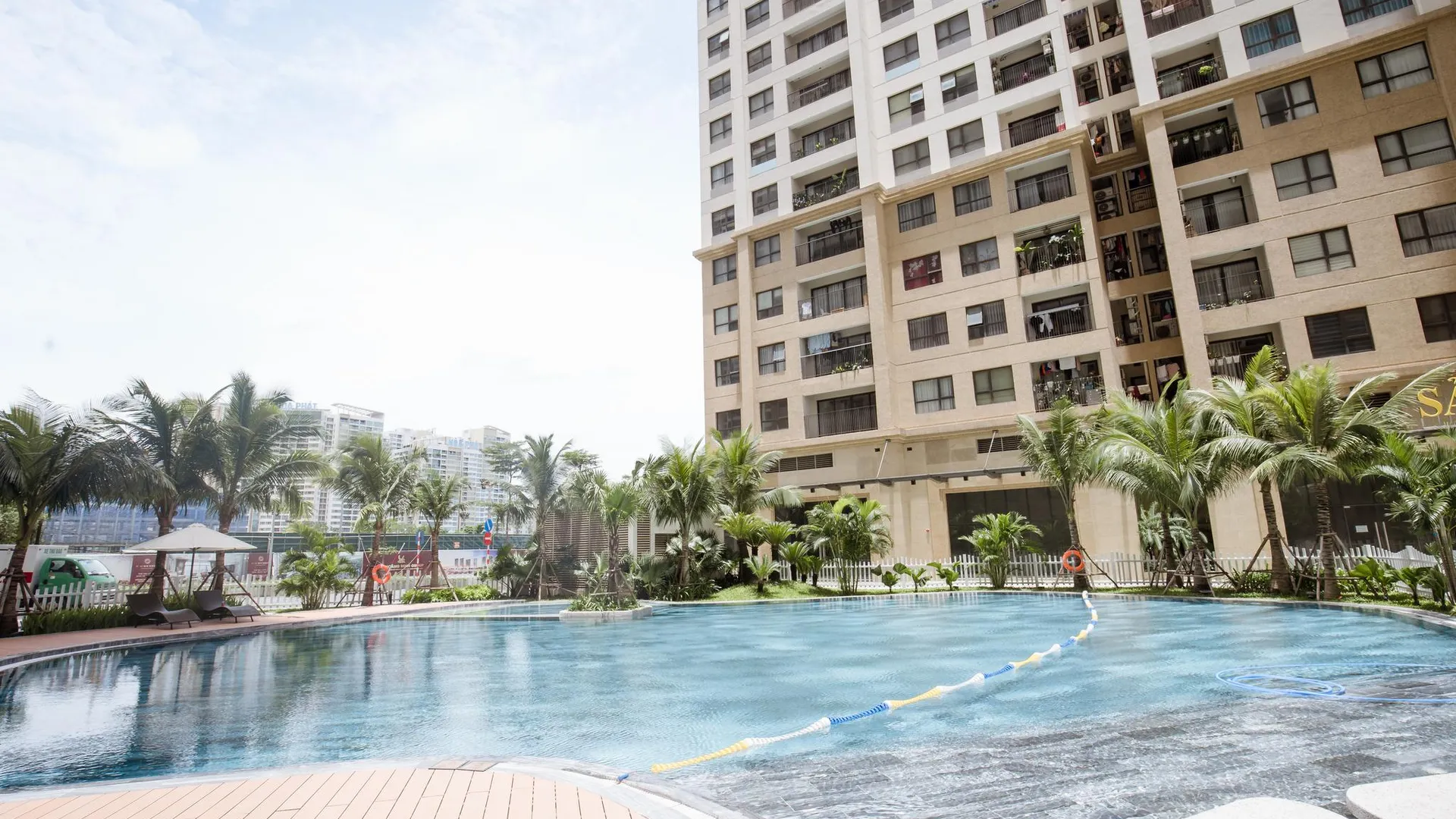 하노이 빈홈즈 디캐피탈 - 하노이홈즈 5성급 게스트하우스 로비