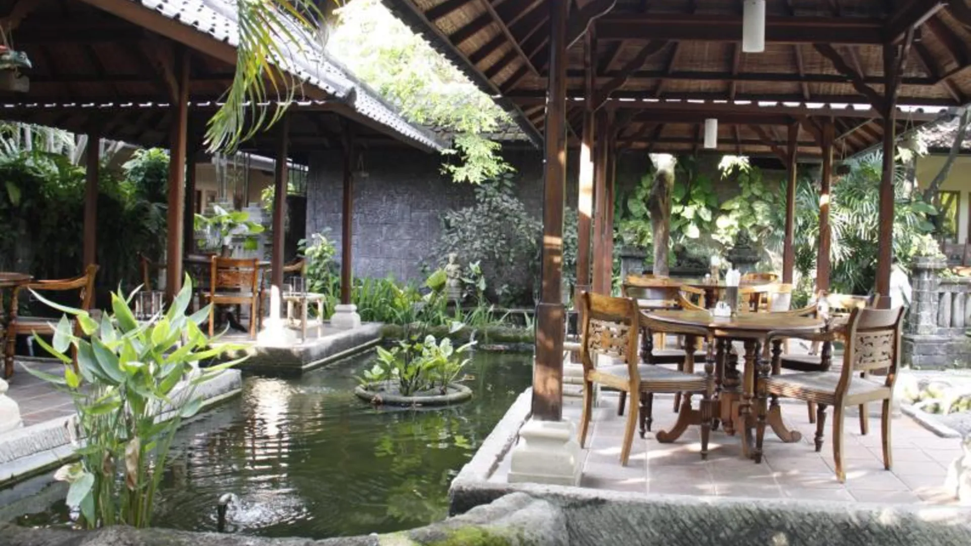 발리 퓨리 밤부 호텔 3성급 호텔 레스토랑