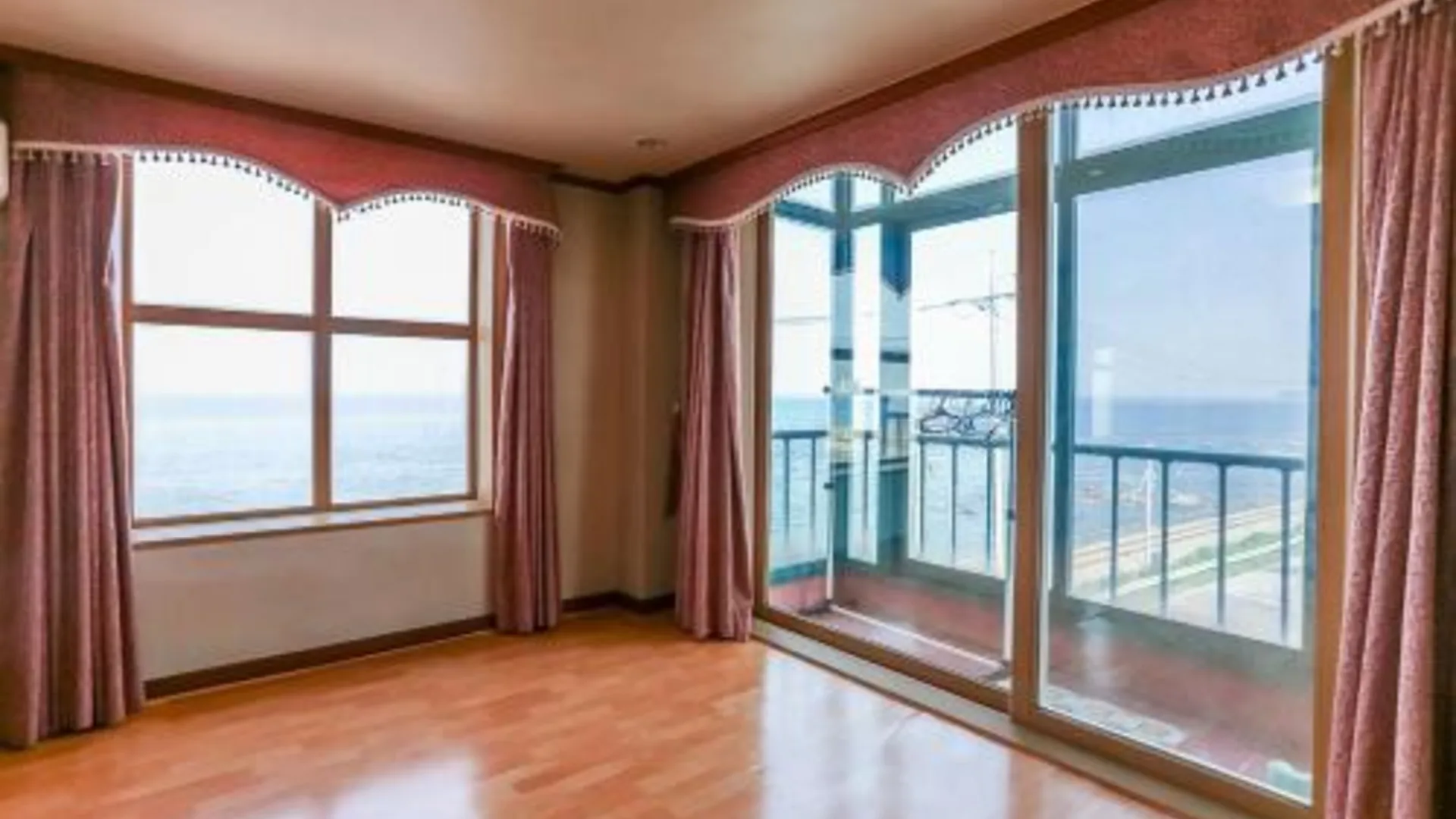 강릉 썬 모텔 호텔 수영장