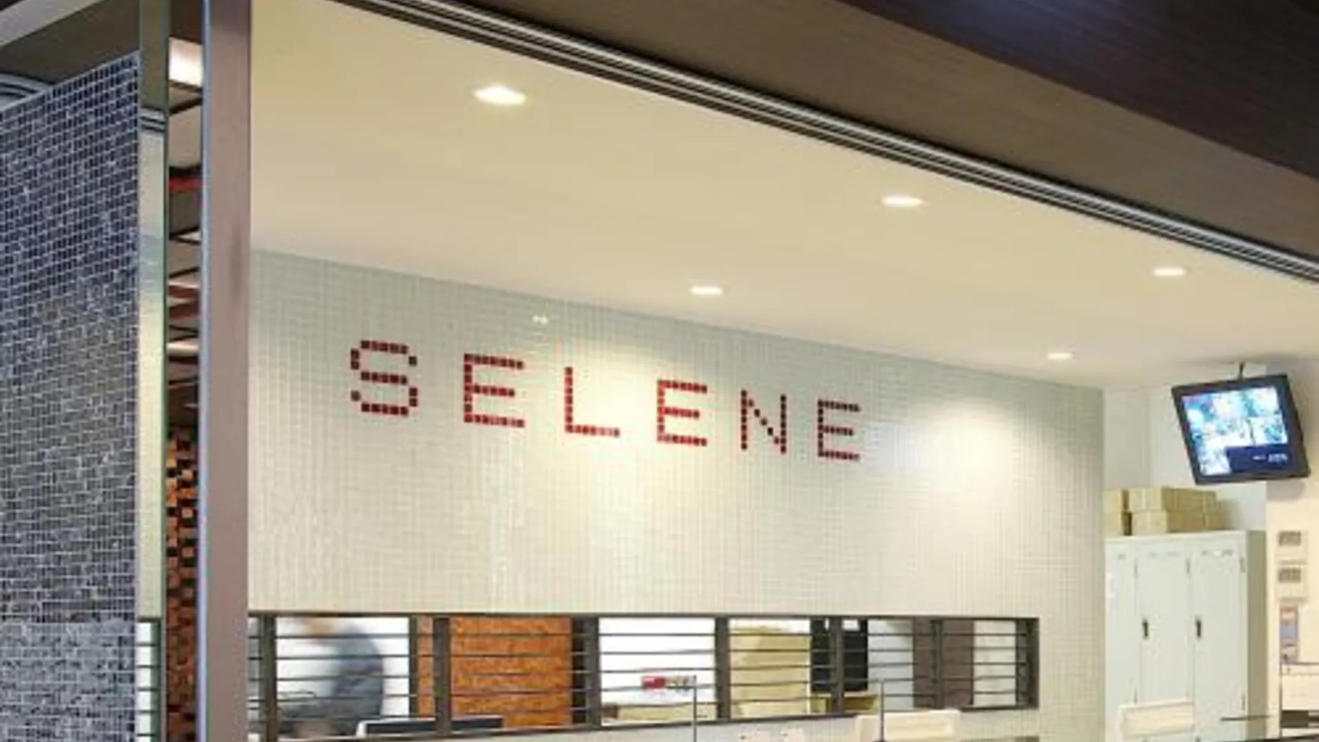 오사카 호텔 추오 셀레네 2성급 호텔 전망