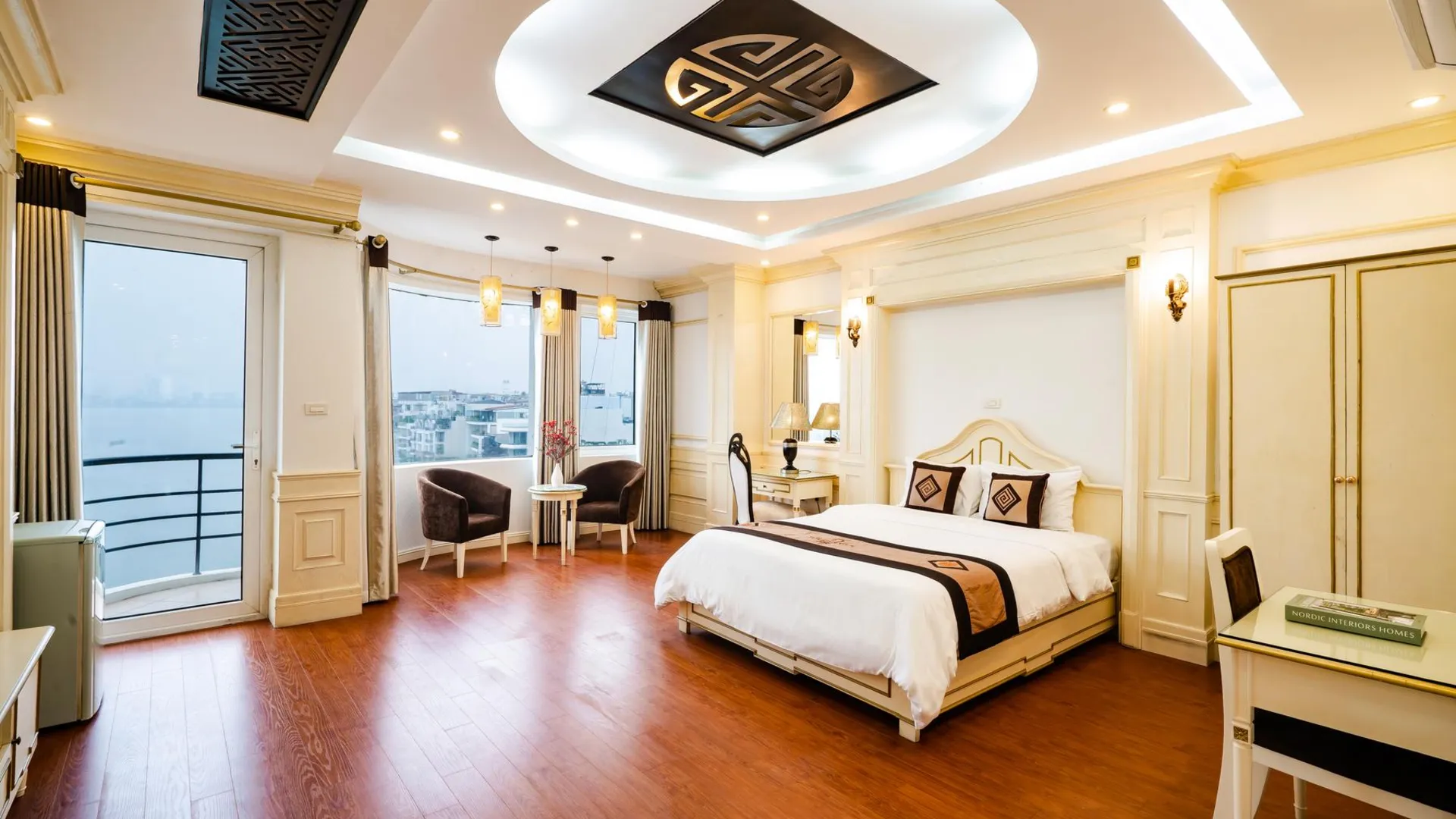 하노이 와일드 로터스 호텔 - 쉬안 디외 4성급 호텔 스위트룸