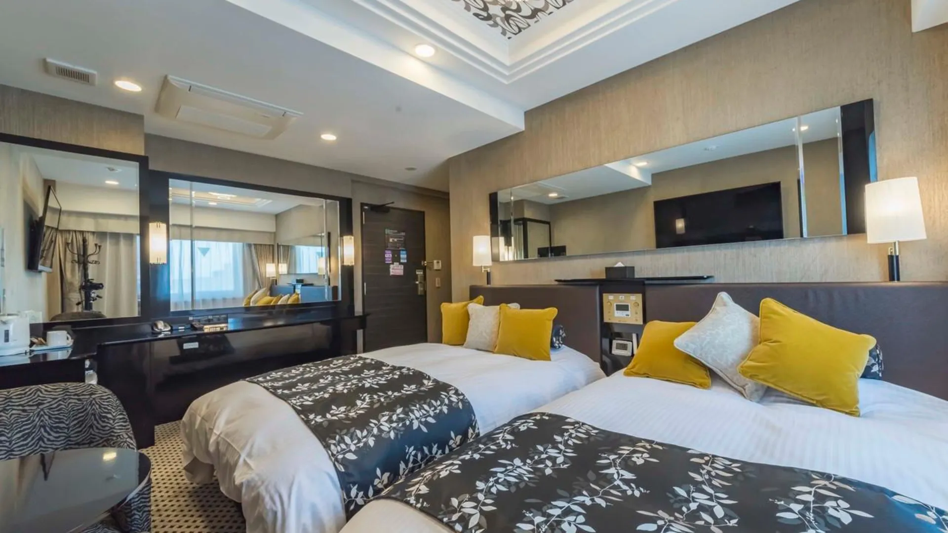 오사카 APA 호텔 히가시-우메다 미나미-모리마치-에키마에 3성급 호텔 스위트룸