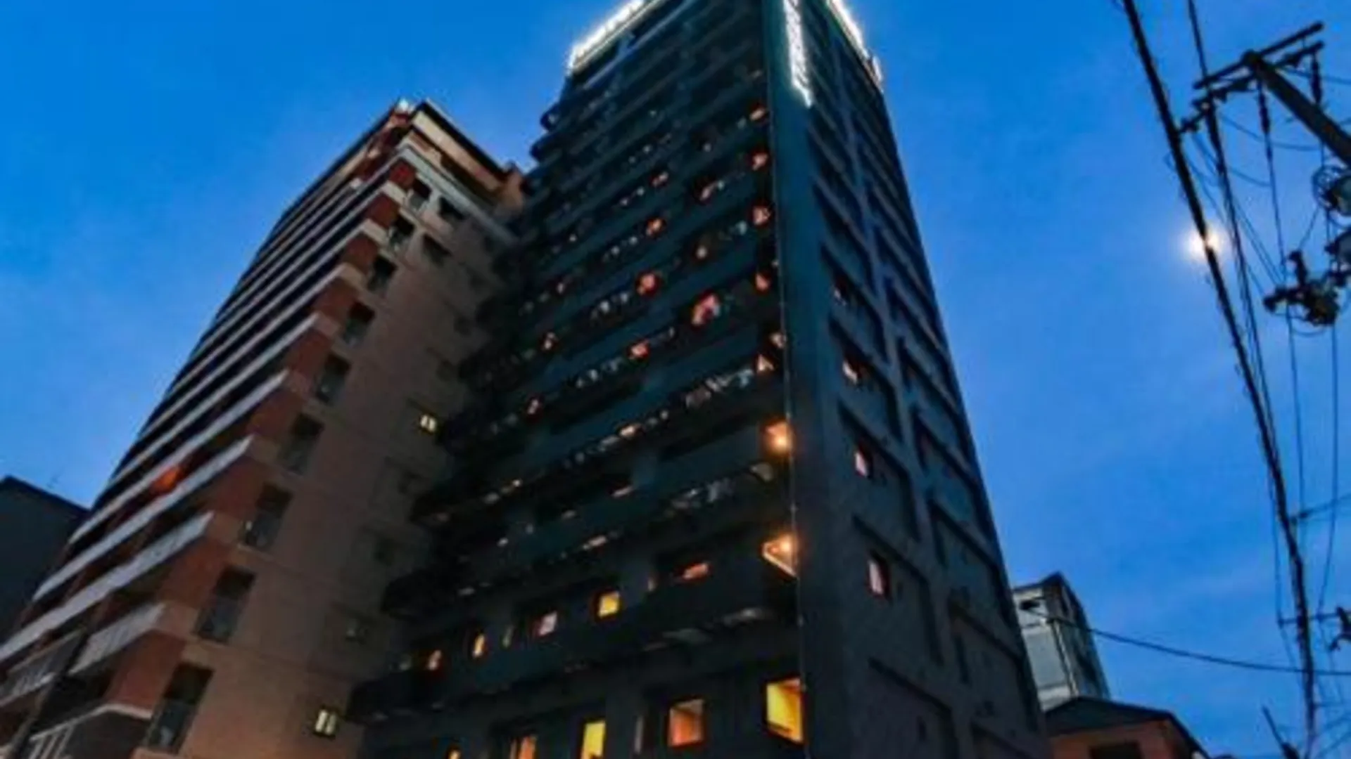 오사카 내추럴 핫 스프링 호텔 라이브맥스 프리미엄 우메다 이스트 3성급 호텔 외관