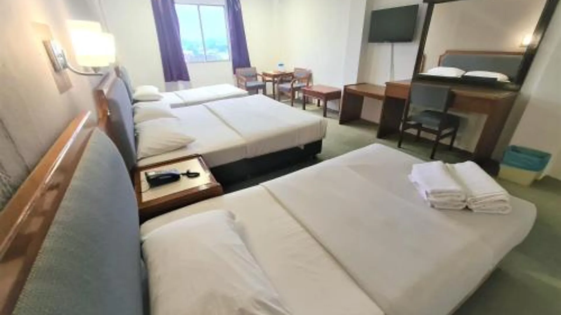 크루앙 아니카 인 2성급 호텔 스위트룸