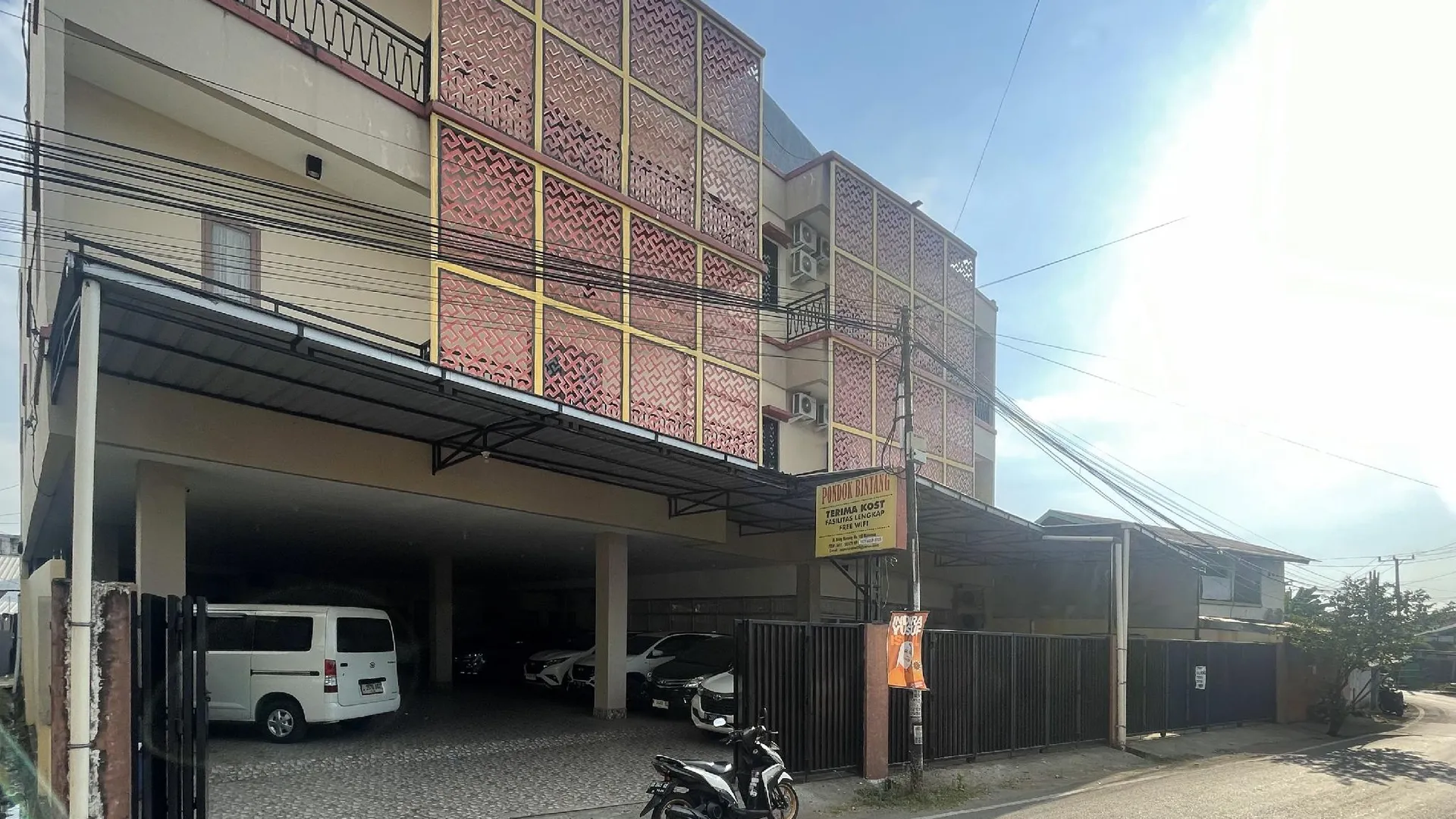 마카사르 RedDoorz Syariah @ Pondok Bintang Jalan Biring Romang Makassar 2성급 호텔 전망