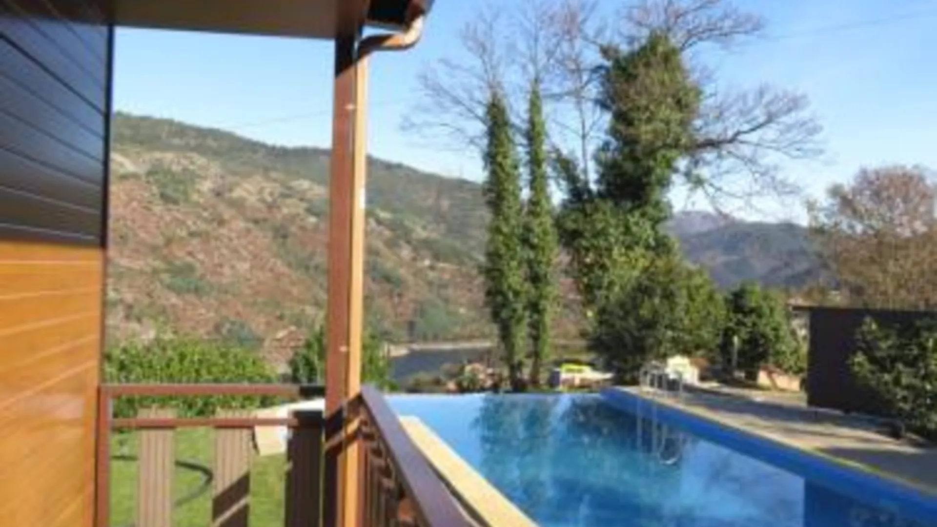 비에이라 도 미노 Casa das Camélias 4성급 싱글룸 객실