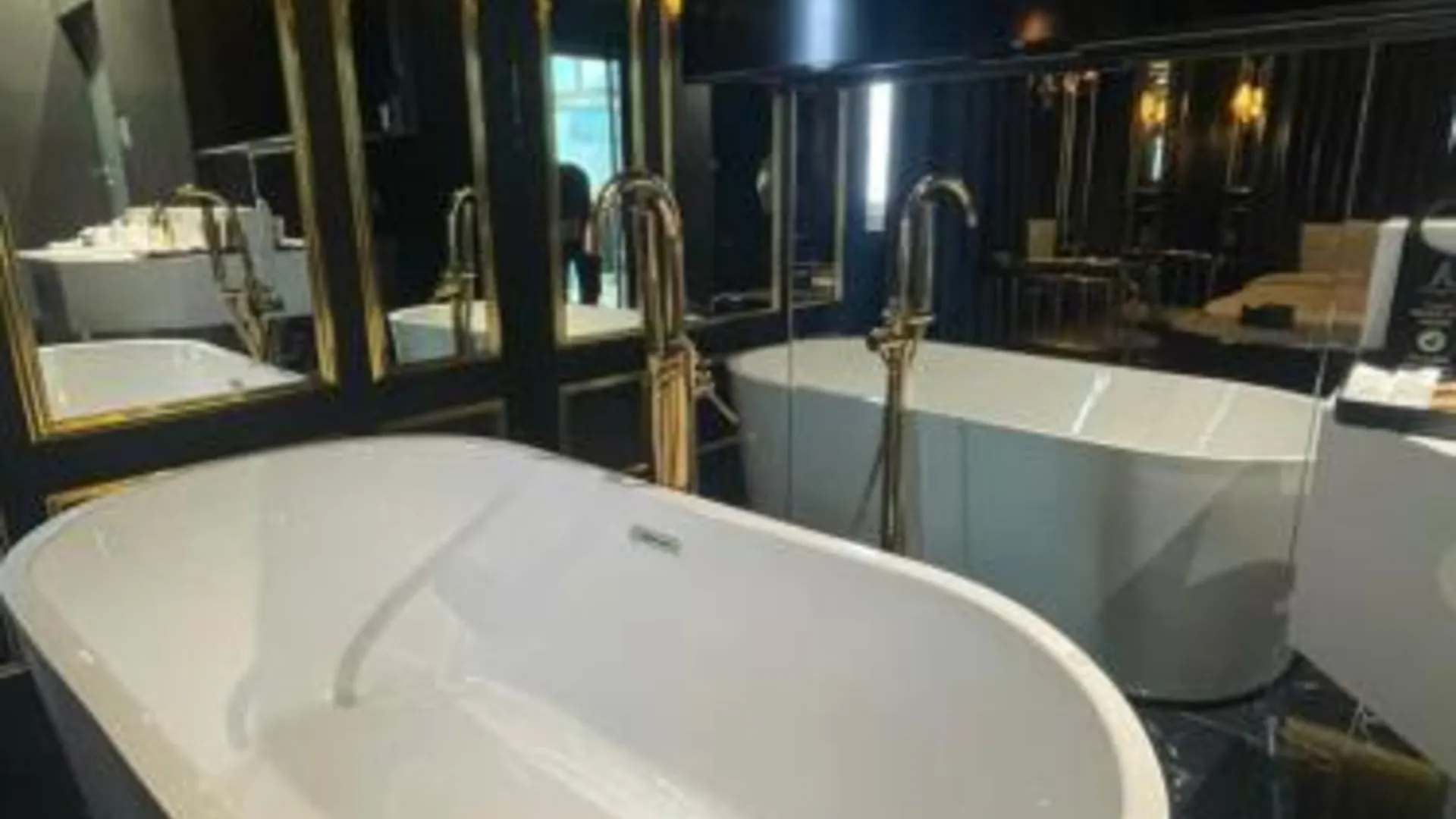 호치민 언 인 호텔 아티스타르 호텔 레스토랑