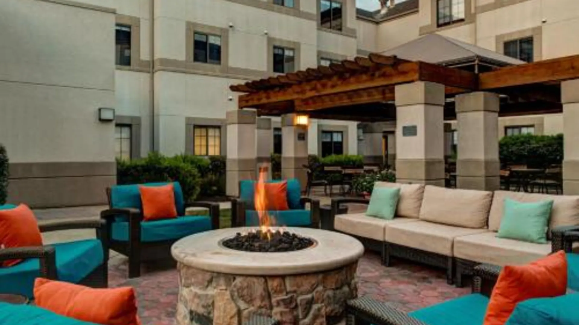 벌링턴 (MA) 하얏트 하우스 보스턴 벌링턴 3성급 호텔 수영장