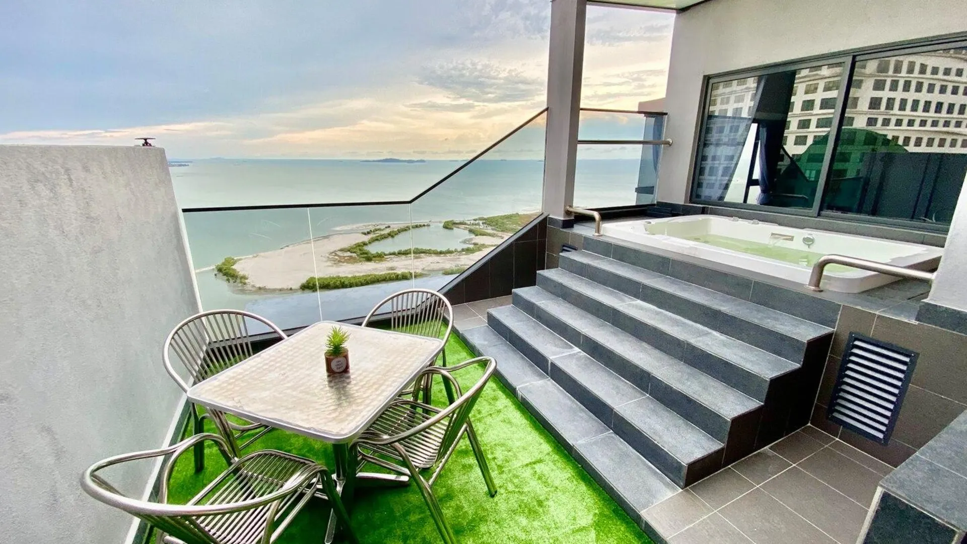 말라카 멜라카 라야의 프라이빗 하우스 (86m², 침실 1개, 프라이빗 욕실 1개) 4성급 싱글룸 레스토랑