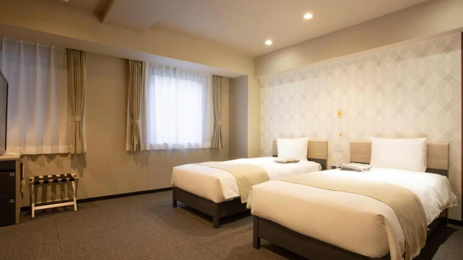 오사카 쿠레타케 인 오사카 미도스지 혼마치 3성급 호텔 스위트룸