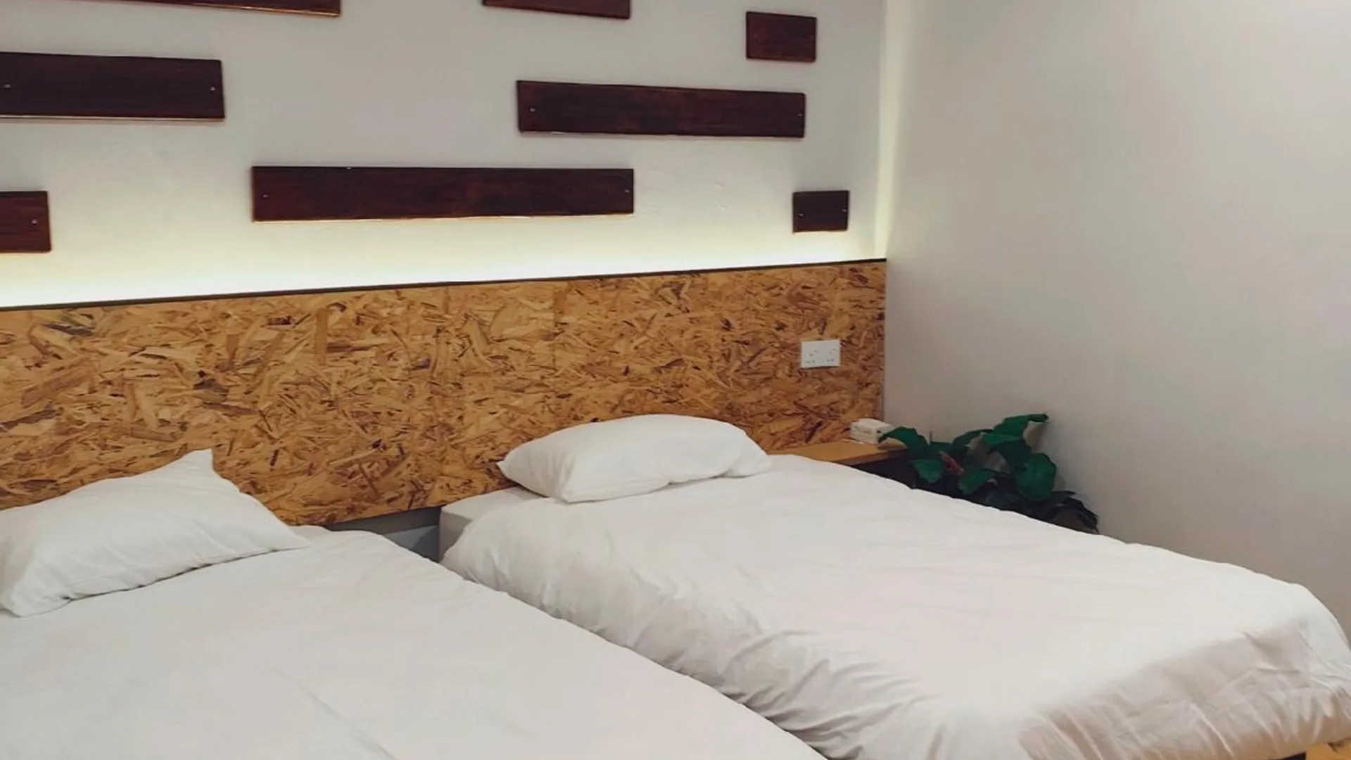 쿠안탄 레이크 치니의 프라이빗 하우스 (m², 침실 4개, 프라이빗 욕실 4개) 2성급 게스트하우스 객실