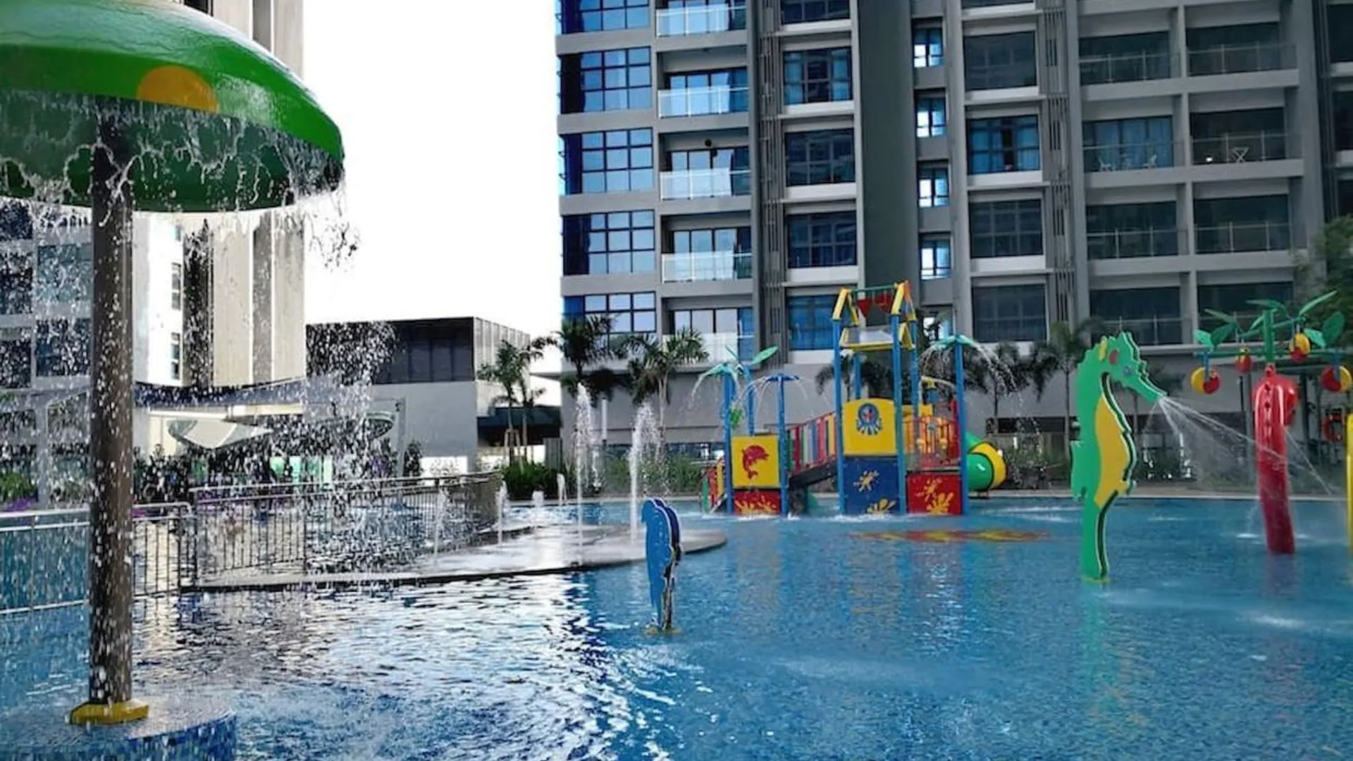 말라카 말라카 시내의 아파트먼트 (118m², 침실 3개, 프라이빗 욕실 2개) 4성급 싱글룸 외관