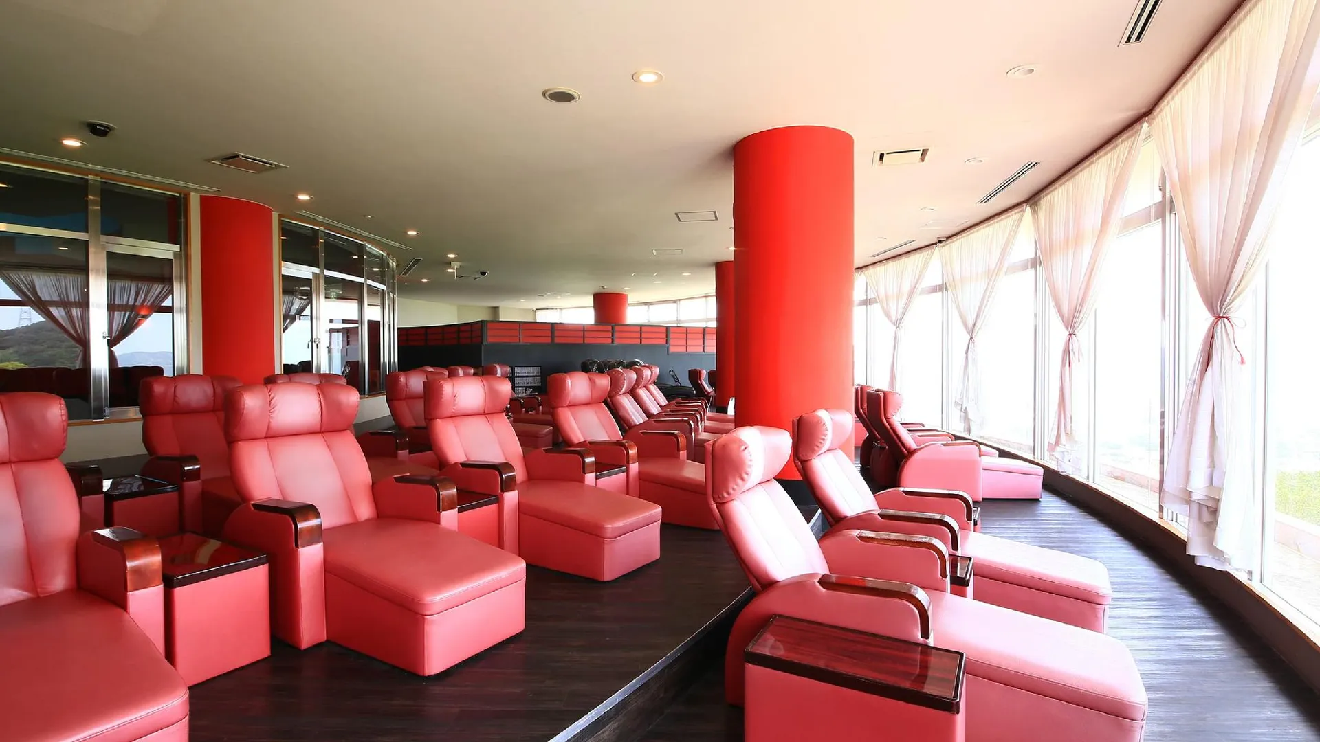 오키나와 본섬 더 유인치 호텔 난조 3성급 호텔 외관