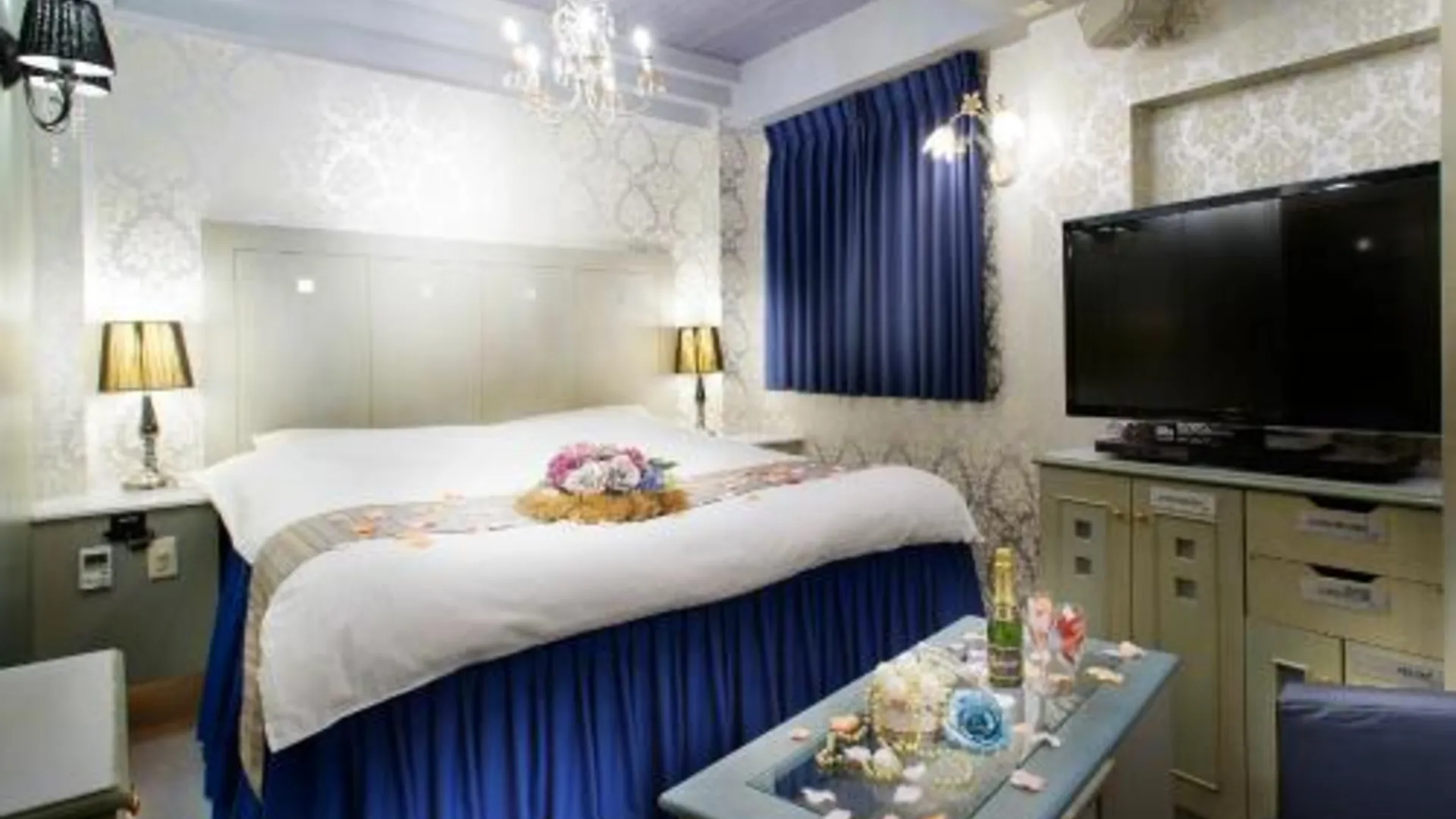 오사카 ホテル リトルチャペルクリスマス 梅田 2성급 호텔 객실