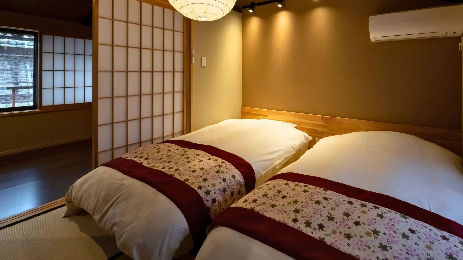 교토 센 오미야-고조 무슬림 프렌들리 이지 액세스 투 교토 스테이션 4성급 호텔 스위트룸