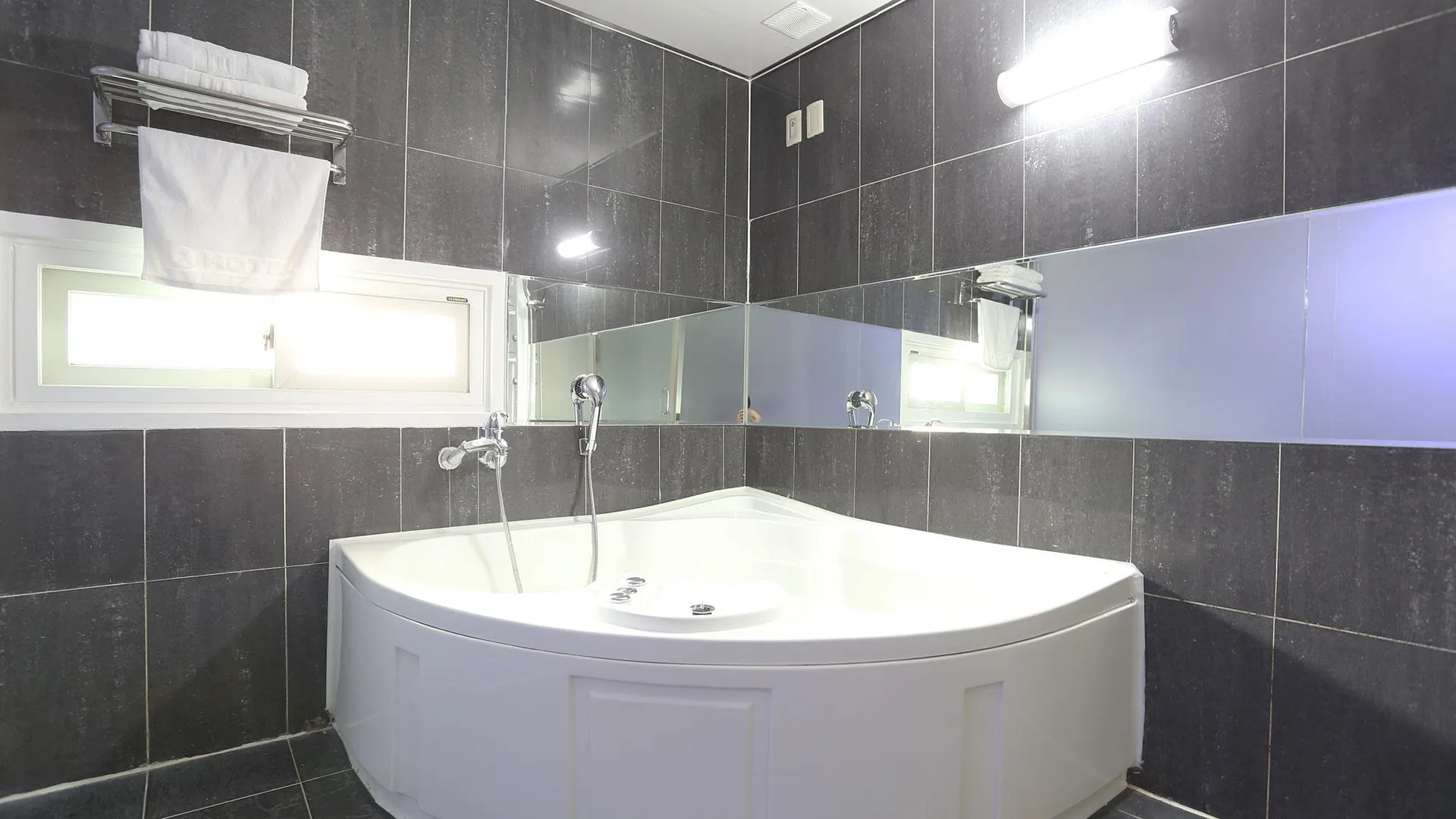 파주 큐 호텔 2성급 호텔 로비