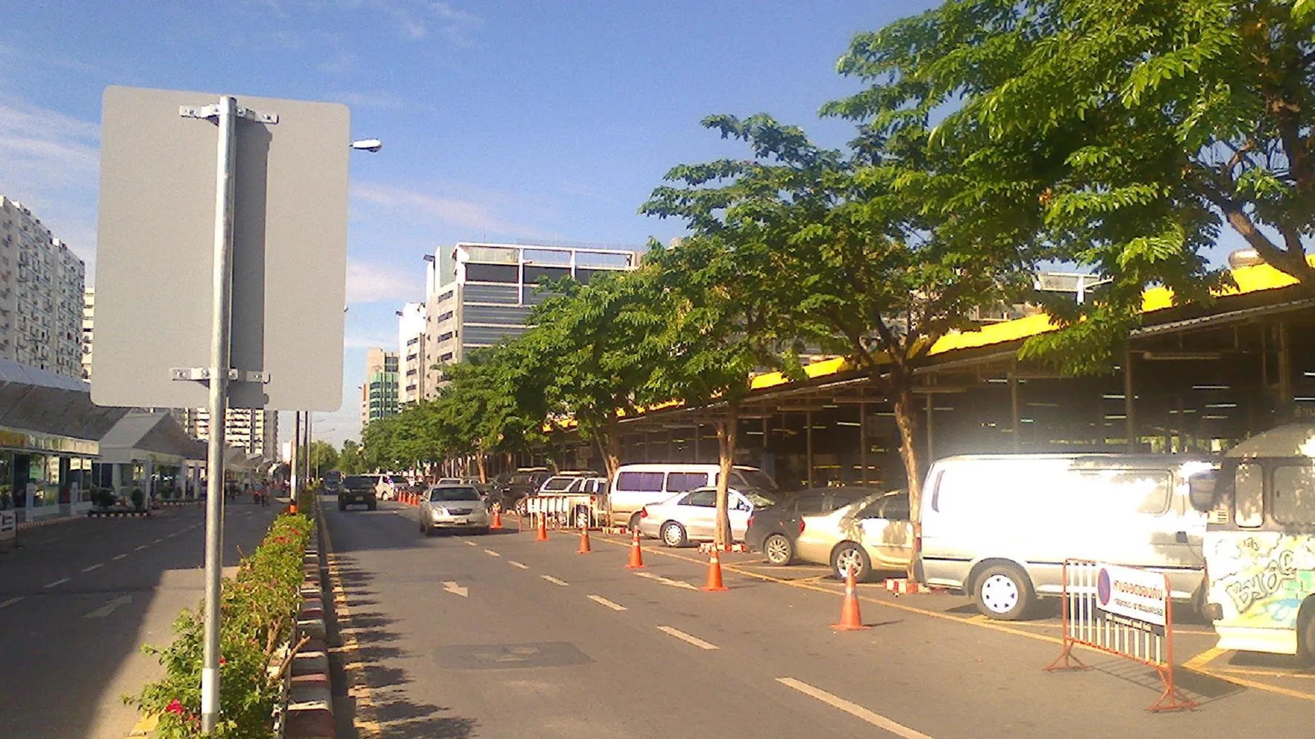 방콕 돈므앙-챌린저 앳 임팩트 무앙통타니 콘도미니엄 2성급 호텔 전망