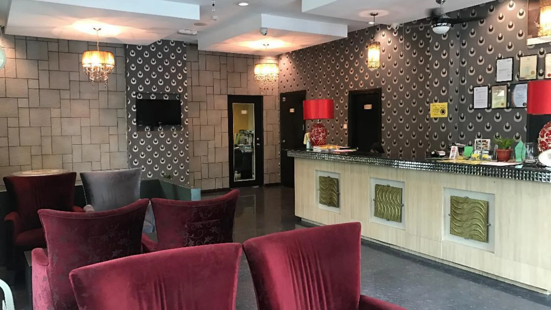 산다칸 Hotel Kensington 2성급 호텔 레스토랑