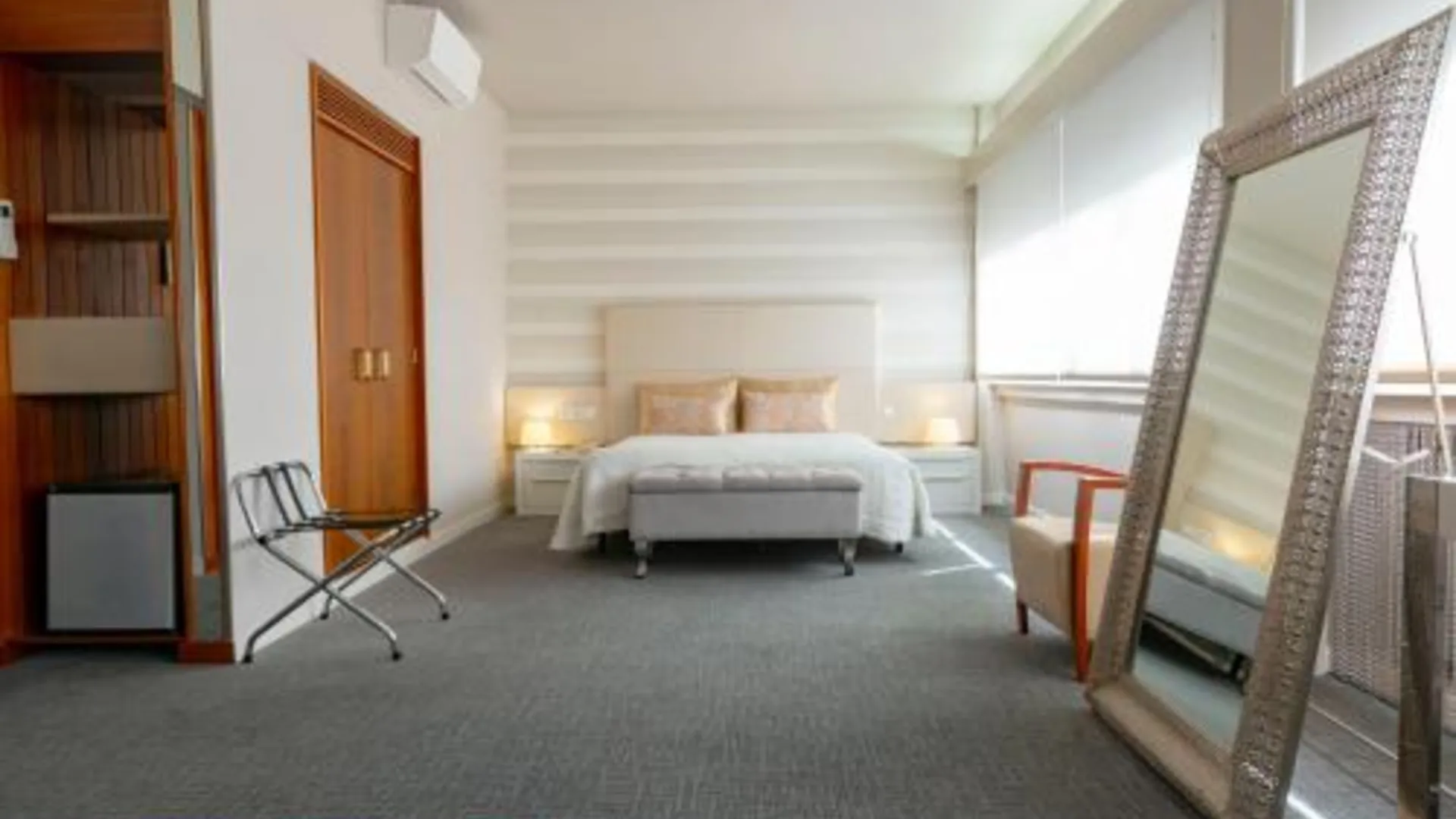 레이리아 Hotel Eurosol Leiria & Jardim 3성급 호텔 스위트룸