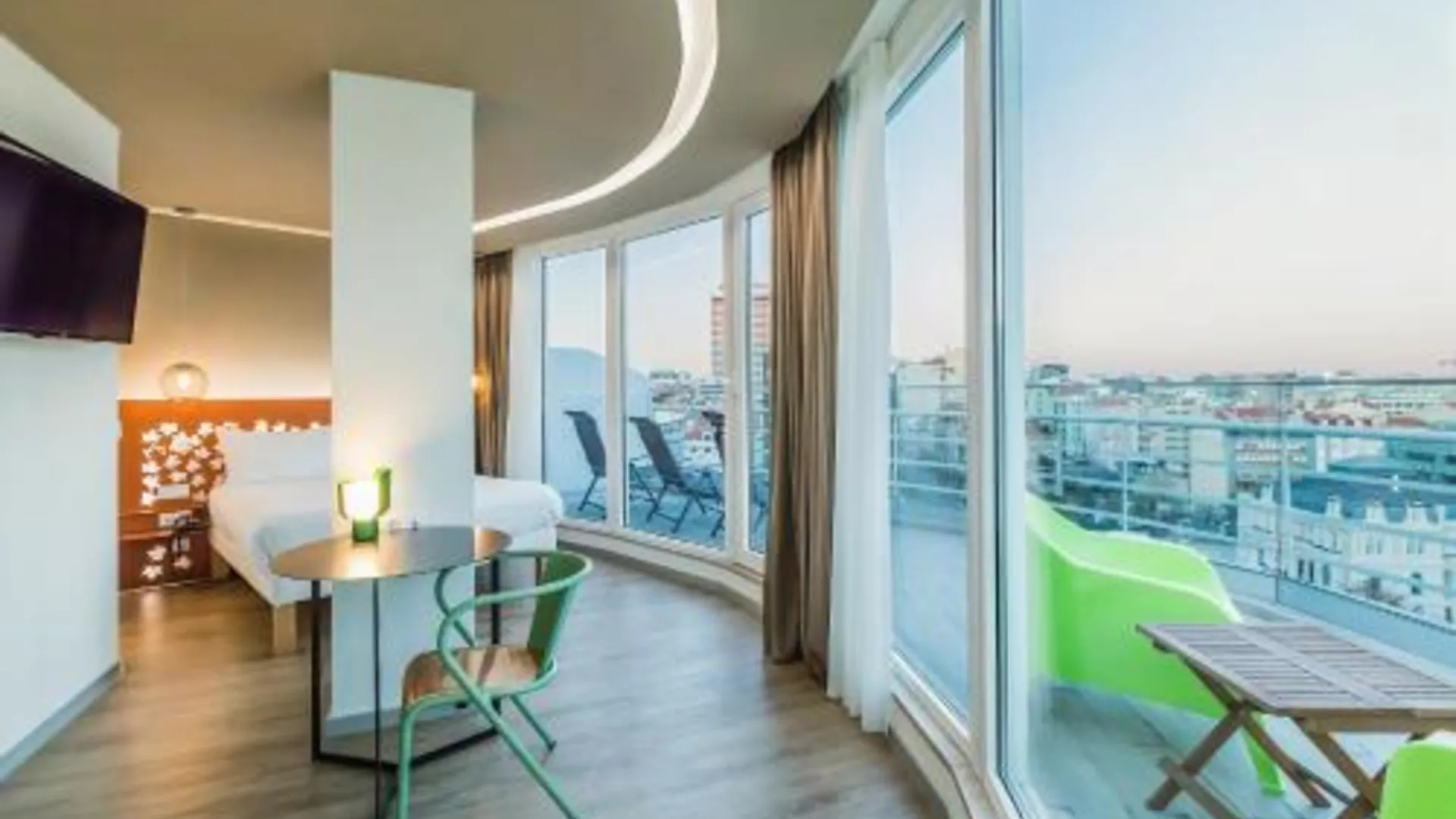 리스본 이비스 스타일스 리스보아 센트로 마르케스 드 폼발 3성급 호텔 로비