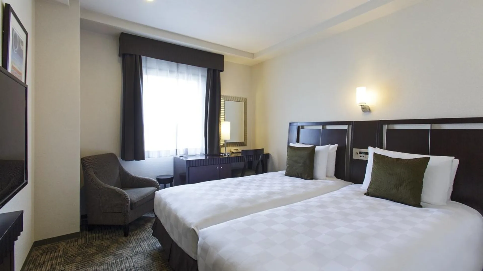 오키나와 본섬 솔비타 호텔 나하 3성급 호텔 스위트룸