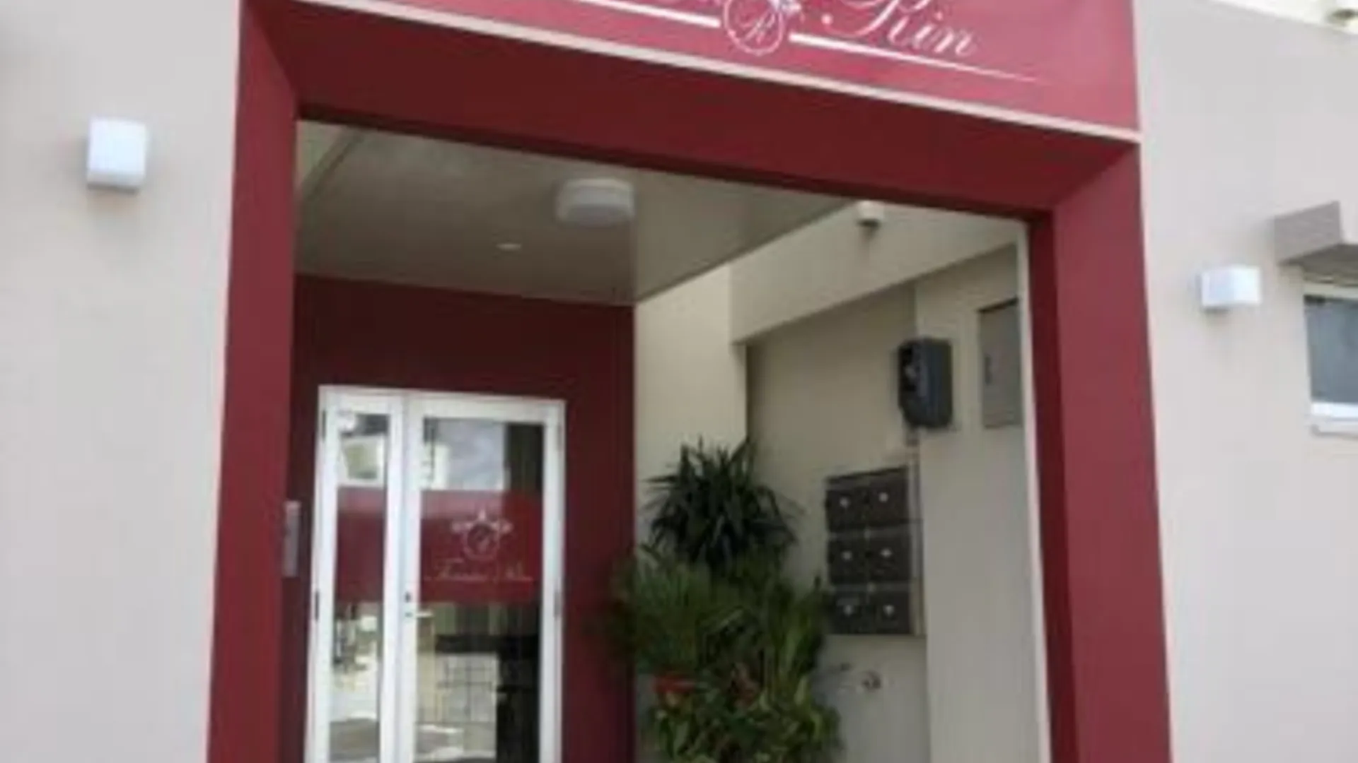 오키나와 본섬 TerraceRin YN31 4성급 싱글룸 외관