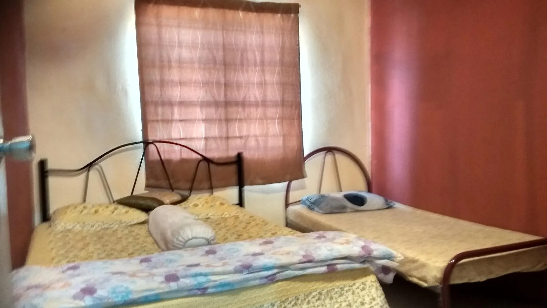 말라카 멜라카텡가의 프라이빗 하우스 (1400m², 침실 5개, 프라이빗 욕실 3개) 1성급 싱글룸 수영장