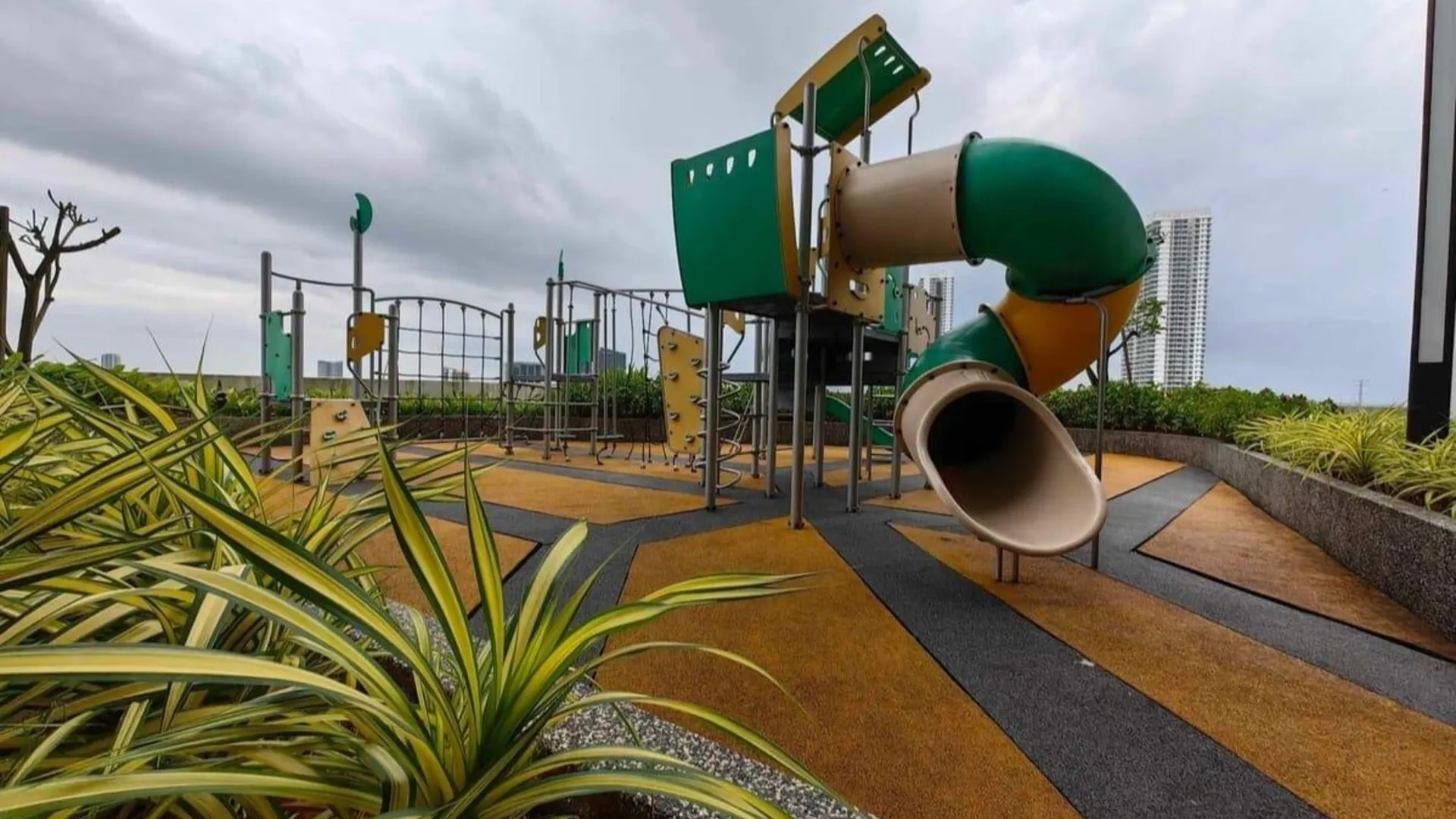 조호바루 / 조호르바루 메리딘 소보 스튜디오 위드 발코니 홈스테이 바이스테이 3성급 게스트하우스 레스토랑