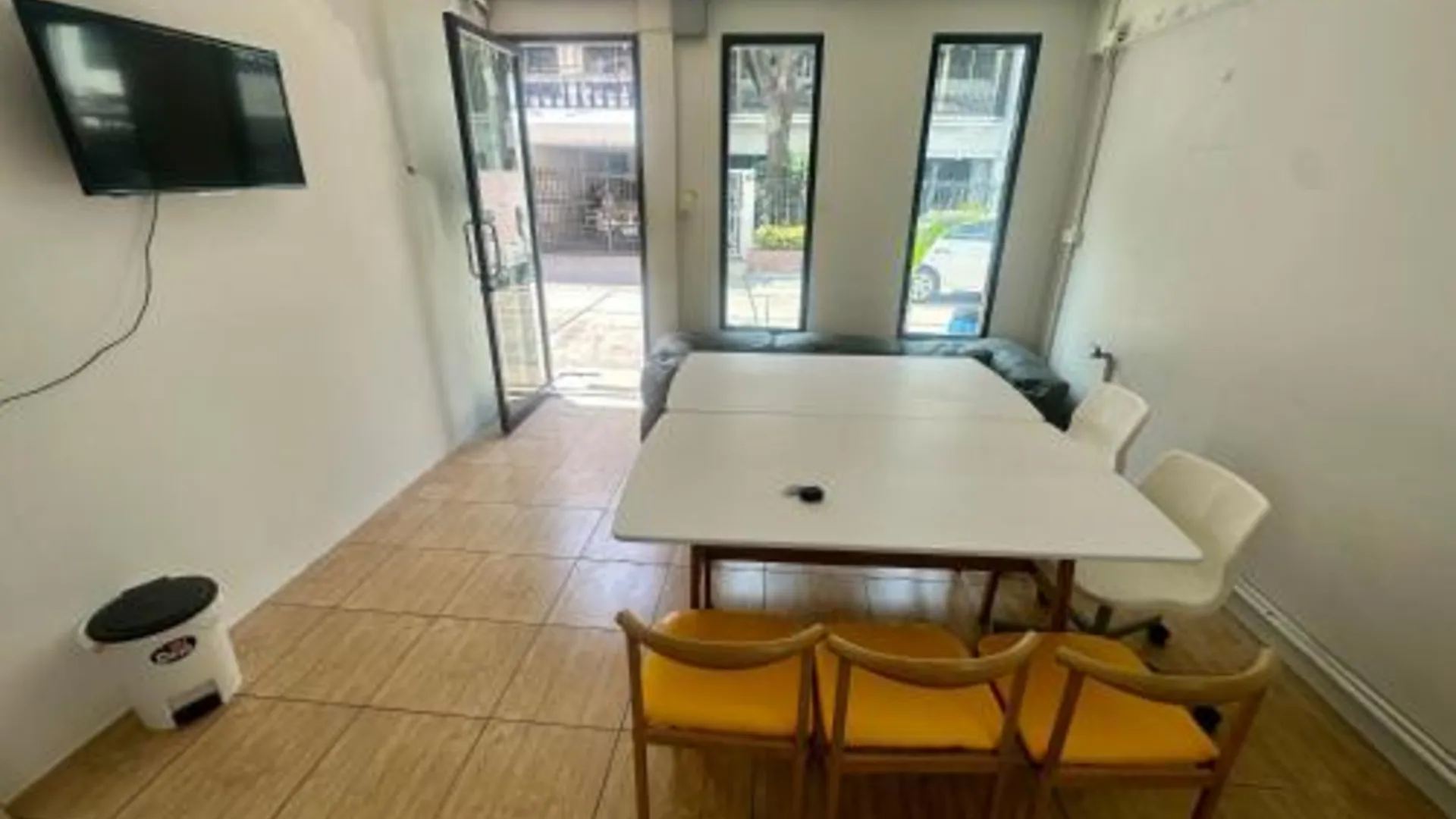 방콕 더 큐트 실롬 호스텔 3성급 호텔 외관