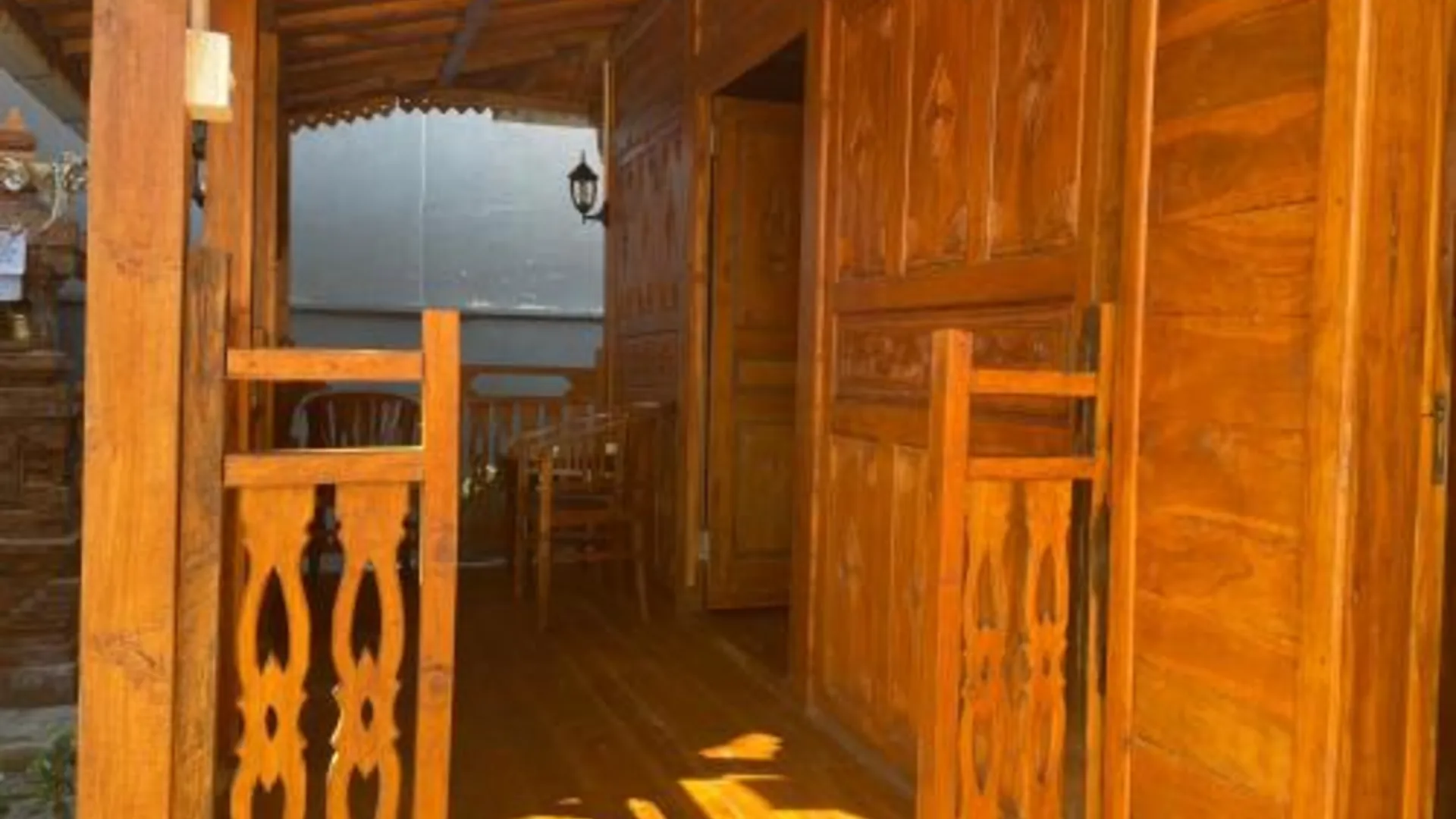 발리 바라타 비치 하우스 3성급 게스트하우스 수영장