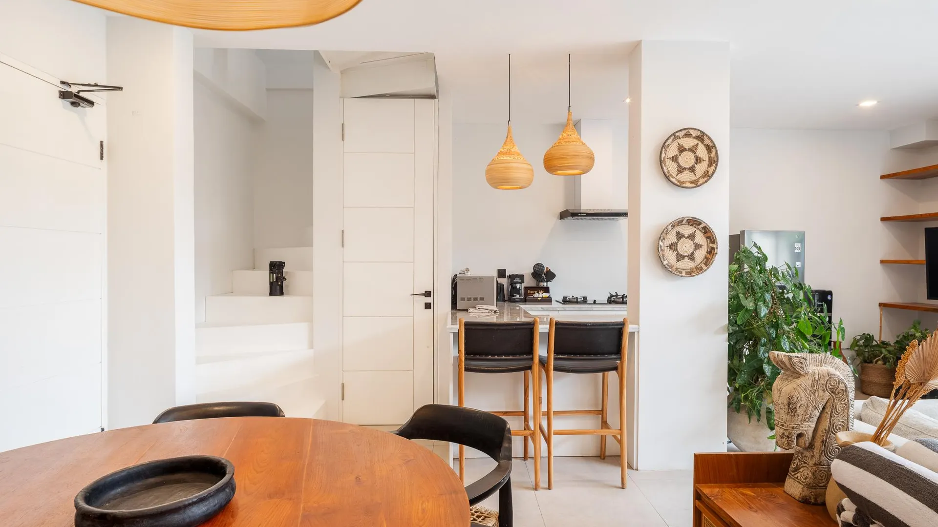 발리 짱구의 프라이빗 하우스 (70m², 침실 1개, 프라이빗 욕실 1개) 3성급 싱글룸 레스토랑