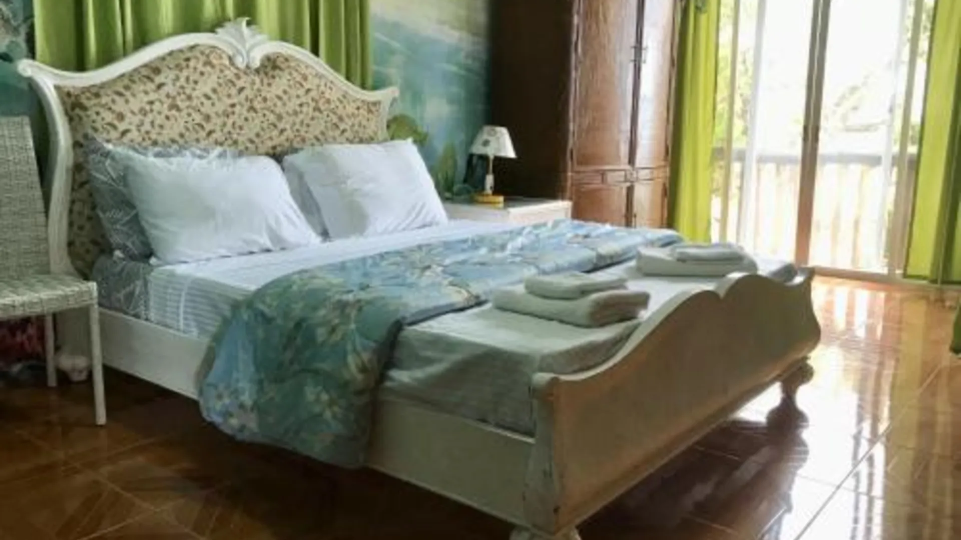 세부 카모테스 케이 하이드어웨이 호텔 스위트룸