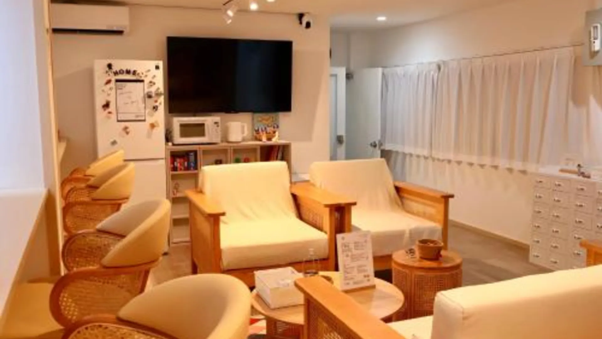 오사카 Cozey Retreat Waffle Women's Hostel Women Only 호텔 객실