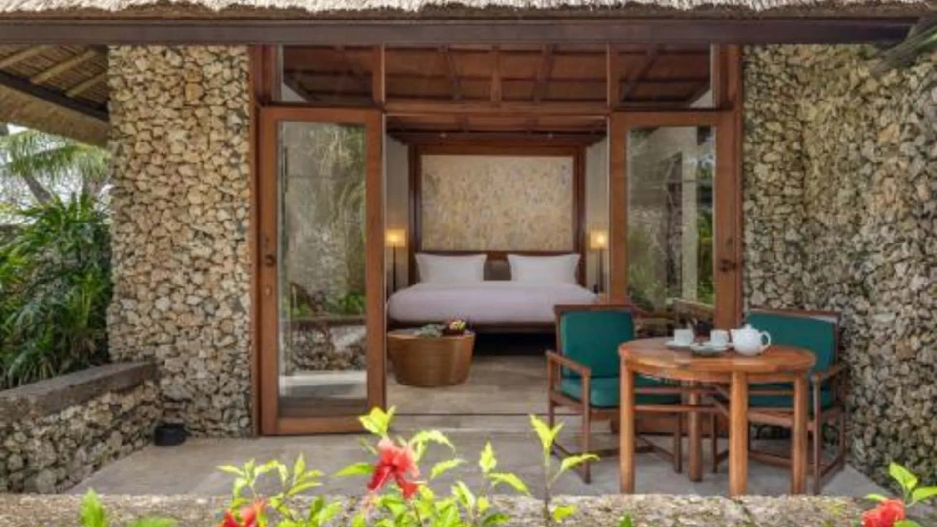 발리 더 오베로이 비치 리조트 5성급 호텔 외관