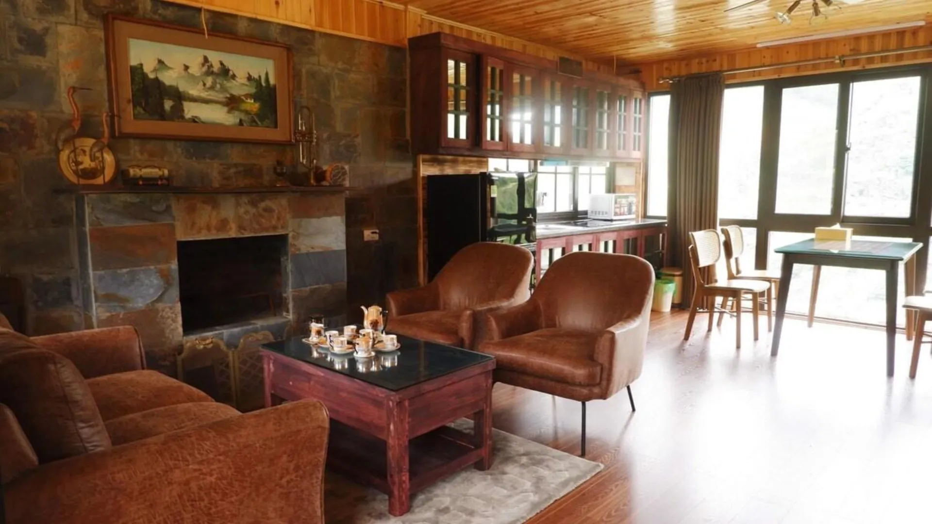 사파 따핀의 프라이빗 하우스 (300m², 침실 5개, 프라이빗 욕실 5개) 3성급 싱글룸 외관