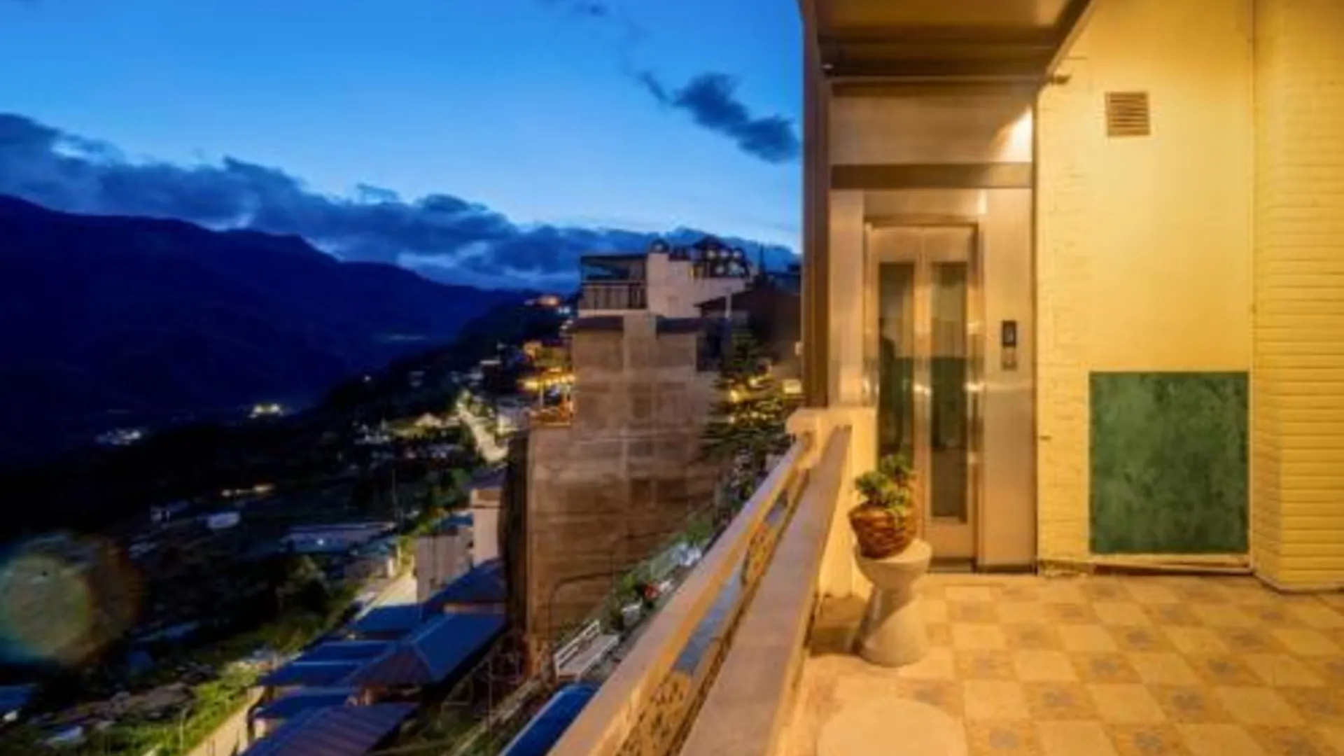 사파 아잘레아 무엉화 사파 3성급 호텔 로비