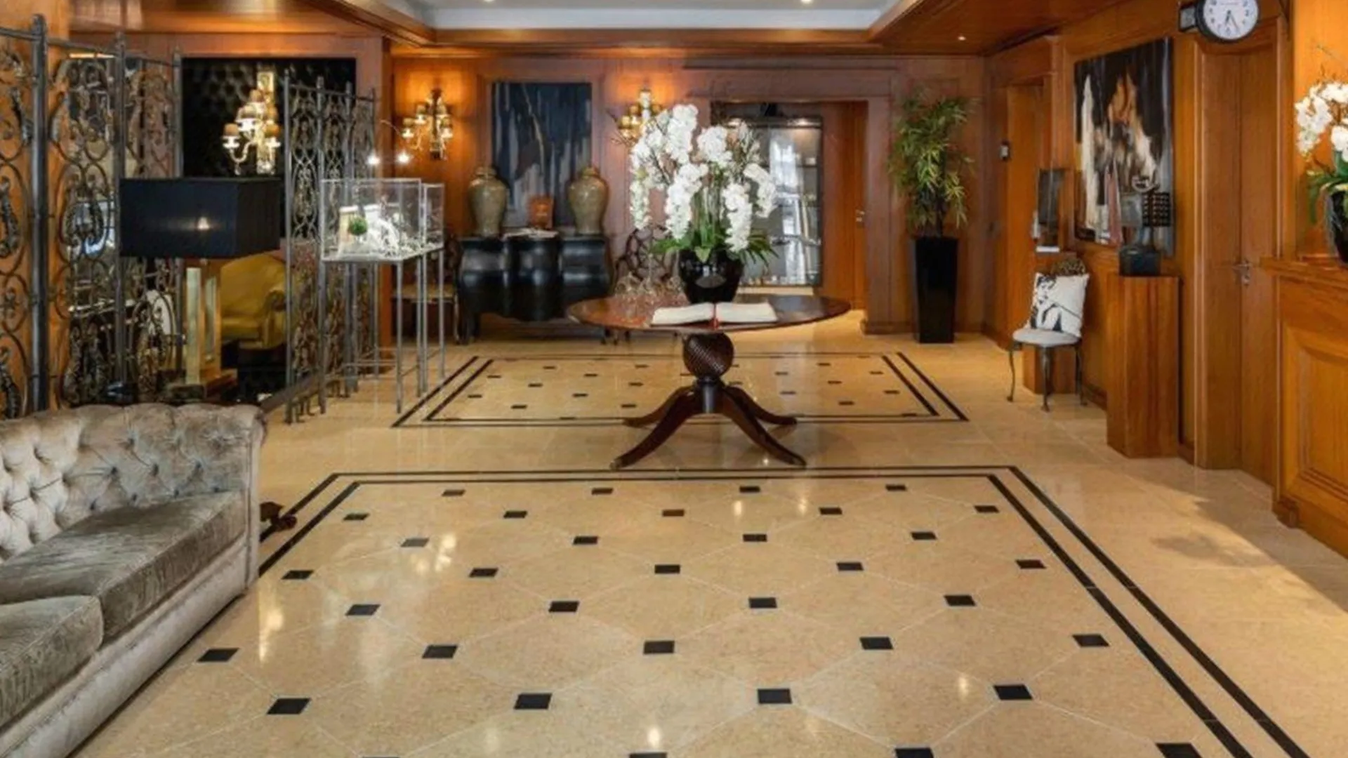 아베이루 Hotel Moliceiro 4성급 호텔 로비