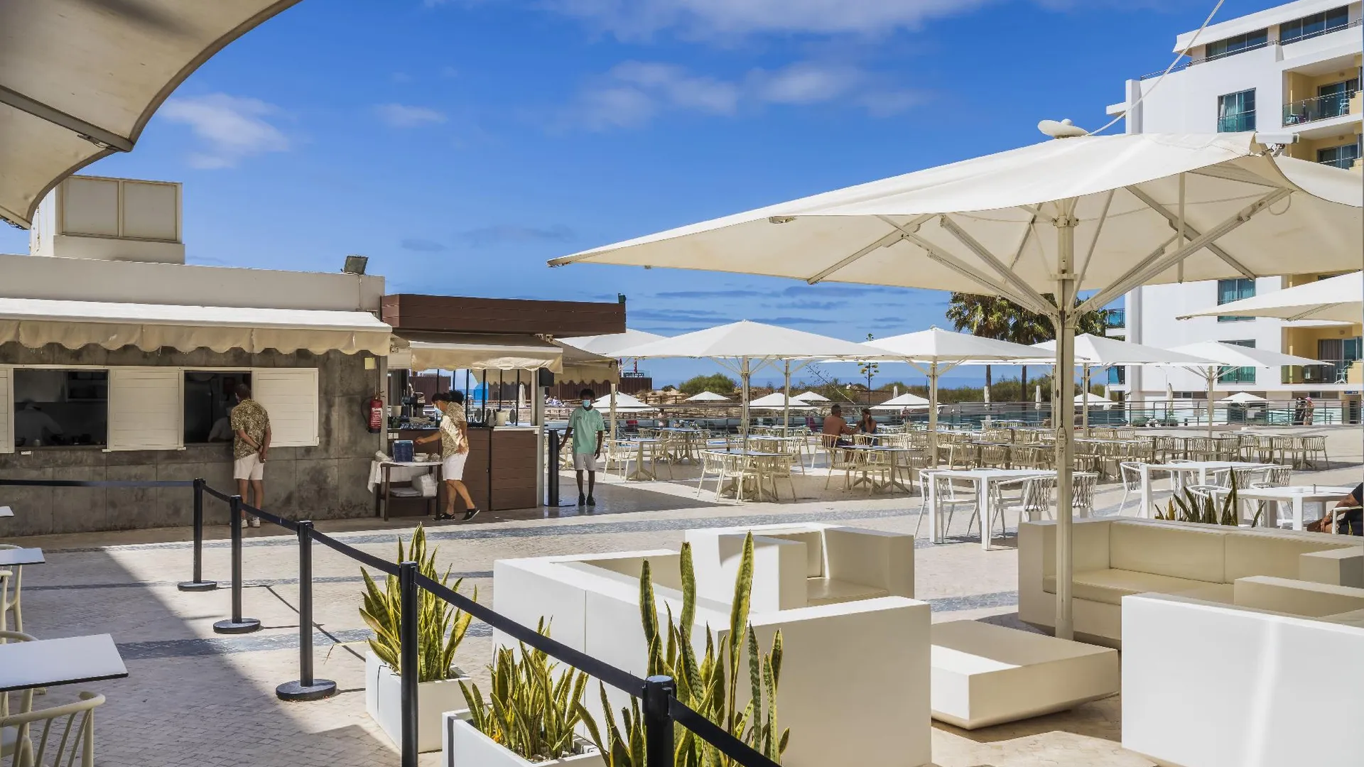 빌라 레알 데 산토 안토니오 Hotel Apartamento Dunamar 4성급 호텔 전망