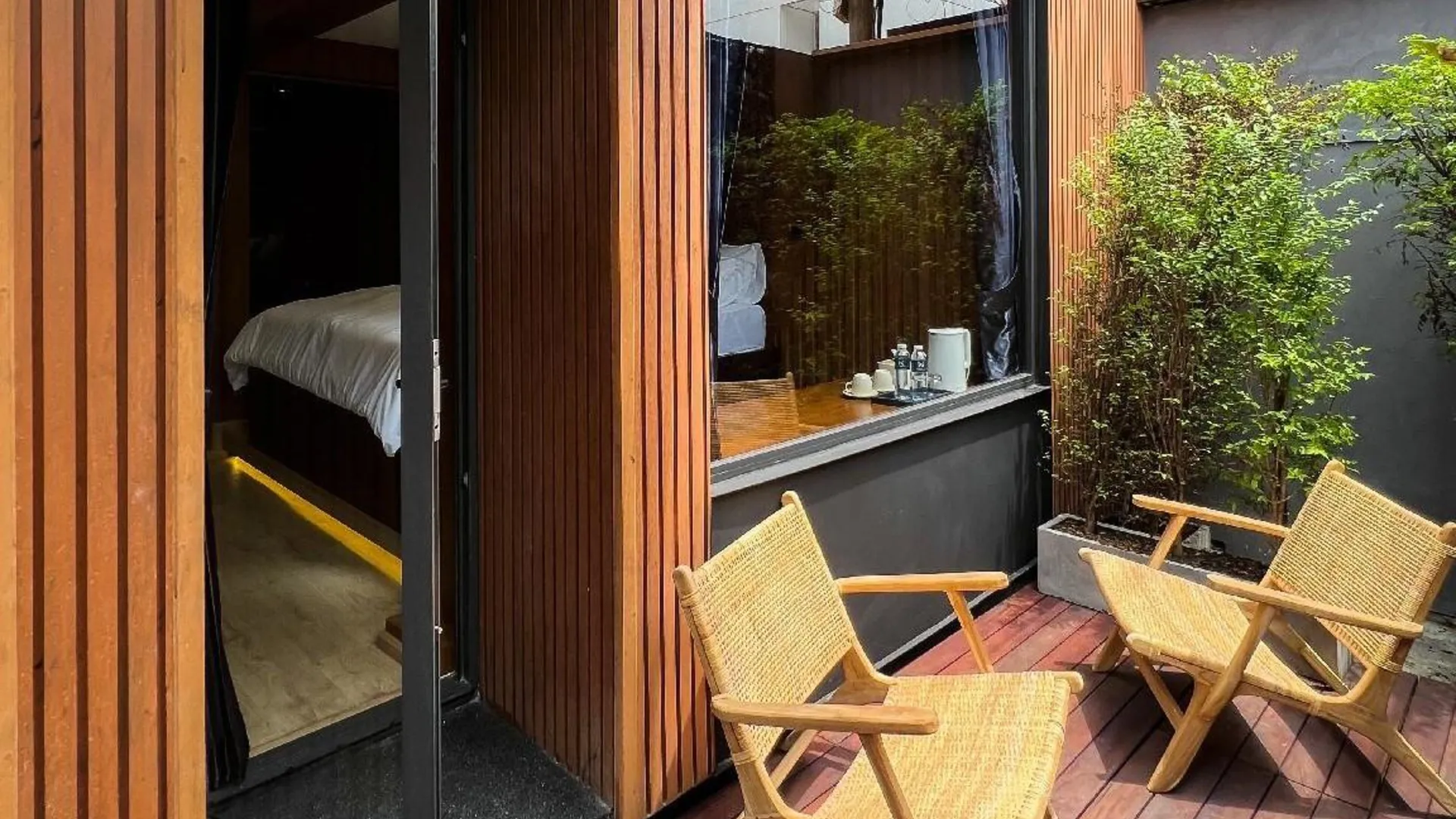 방콕 더 놈 호텔 3성급 호텔 부대시설