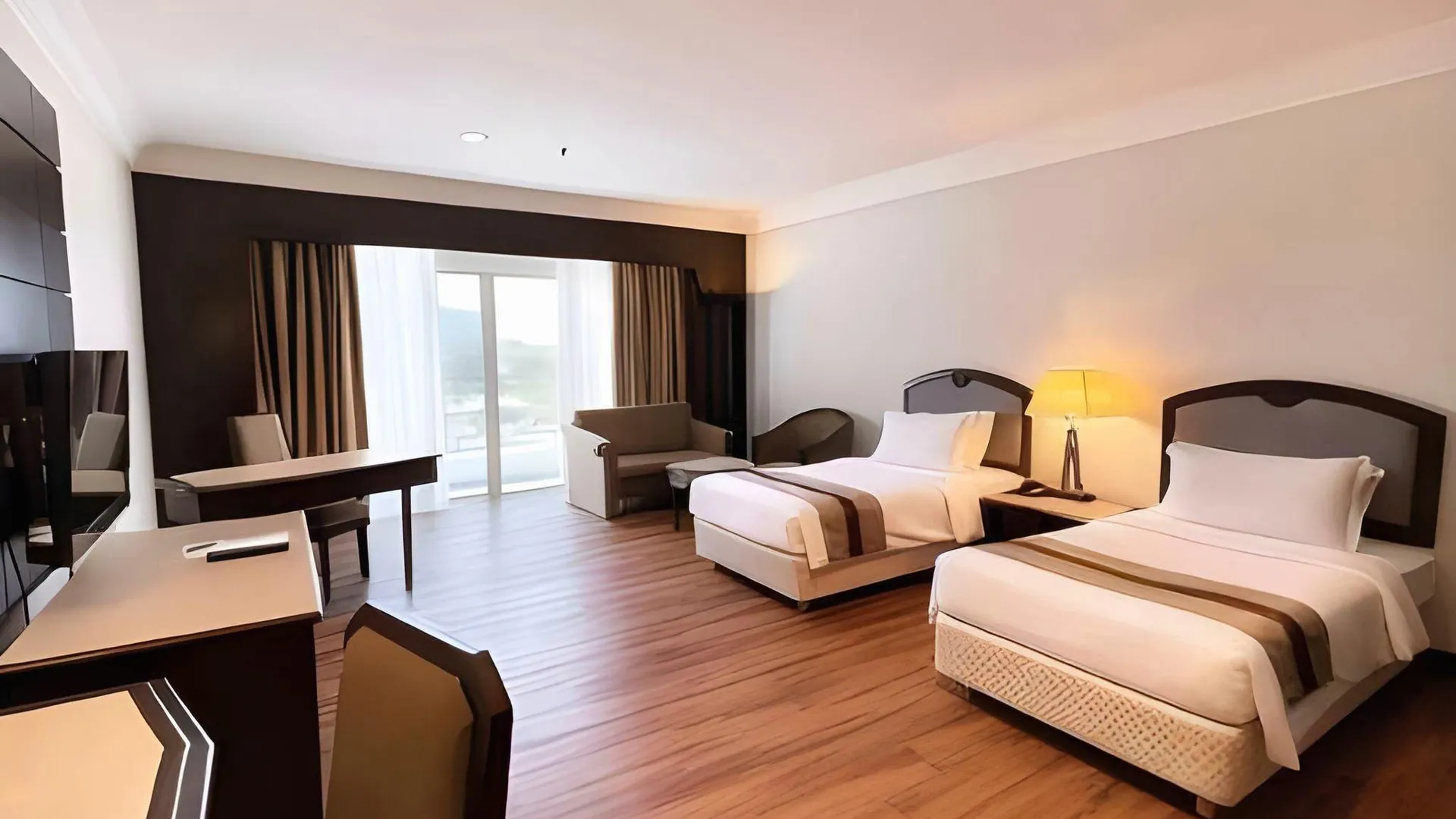 쿠안탄 그랜드 다룰마크무르 호텔 쿠안탄 4성급 호텔 전망