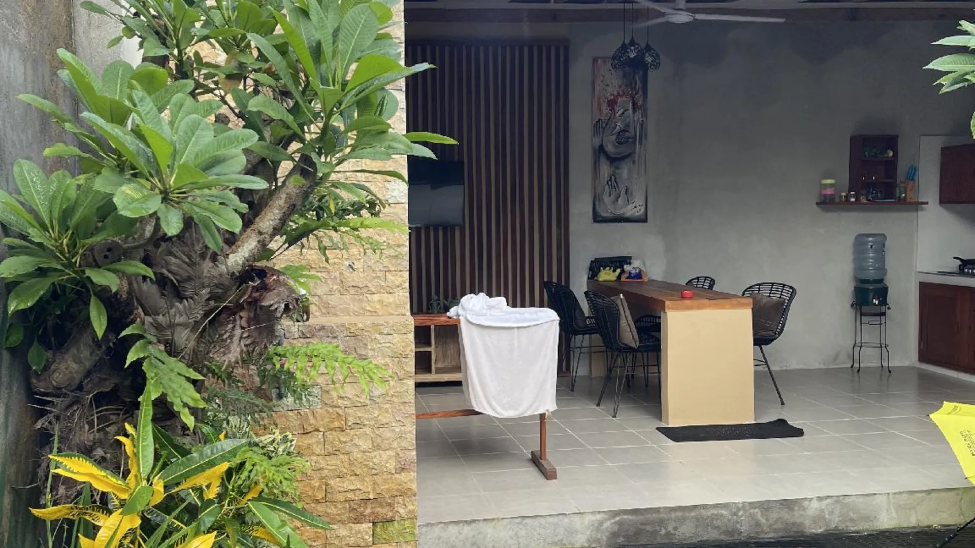 발리 싱아라자의 빌라 (200m², 침실 2개, 프라이빗 욕실 2개) 2성급 싱글룸 스위트룸