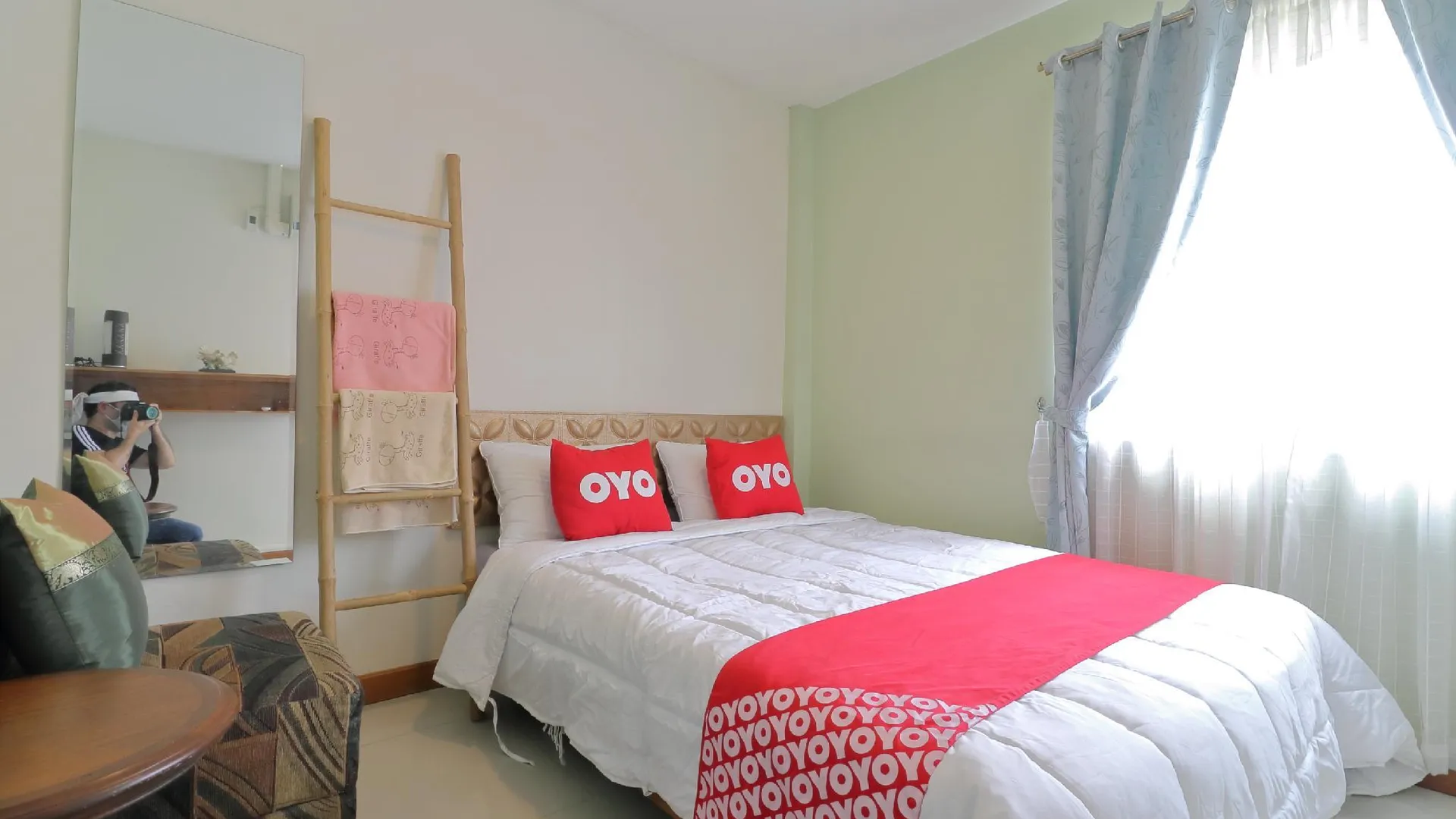 방콕 오요 872 샌 사바이 호스텔 2성급 호텔 객실