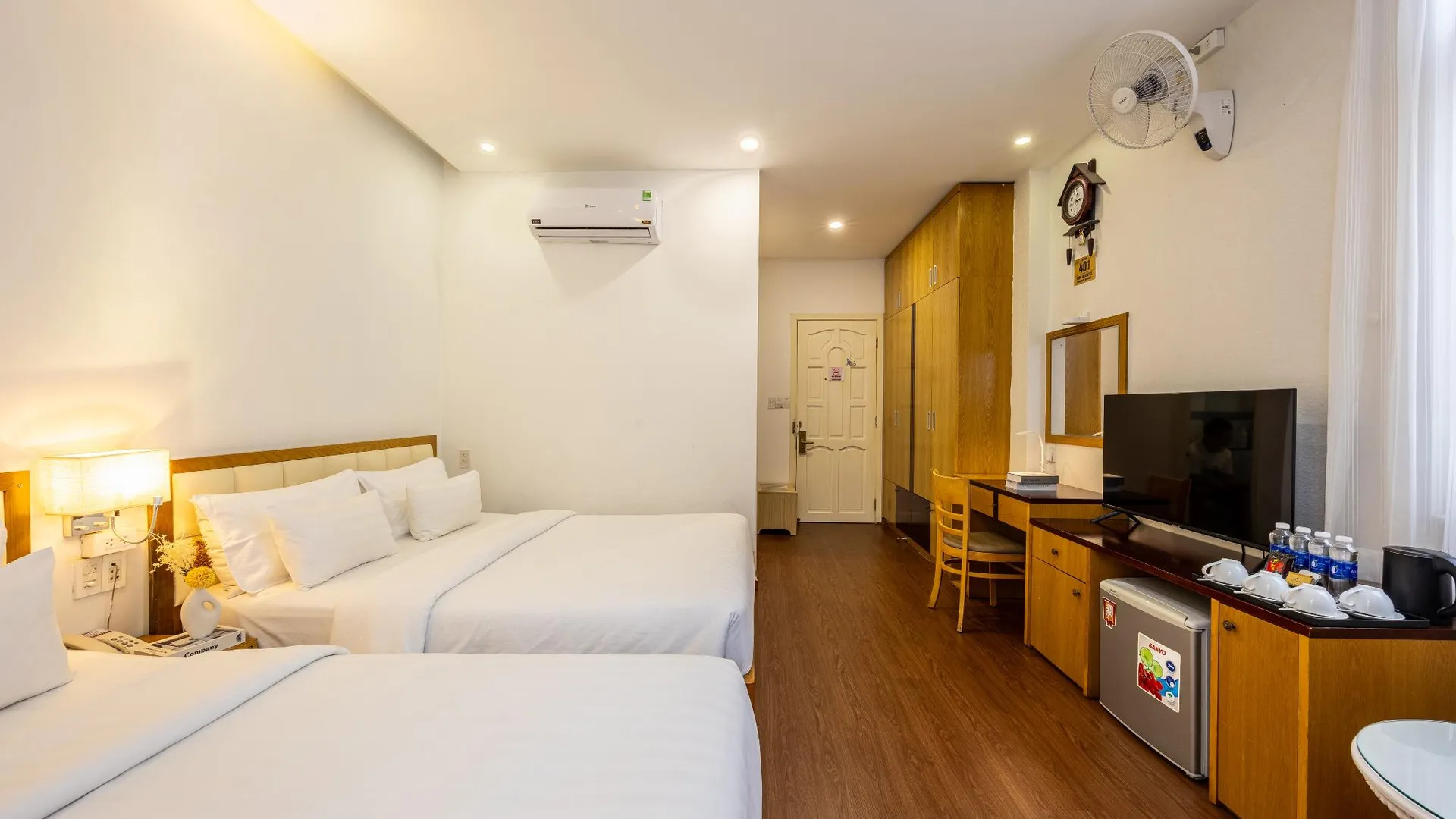 호치민 A25 호텔 - 75 레 티 홍 감 2성급 호텔 스위트룸