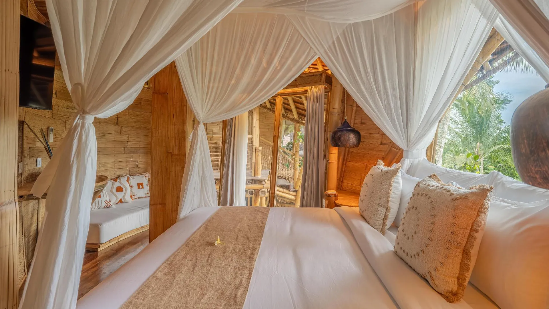 발리 밤부텔 사와 뷰 5성급 호텔 스위트룸