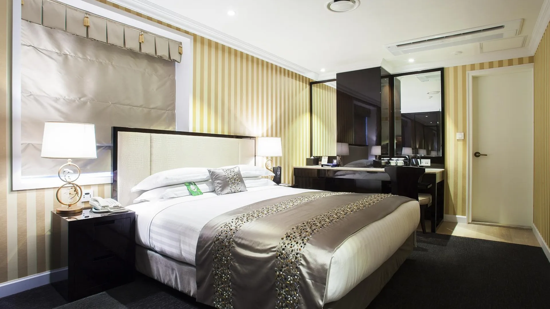 서울 더 그랜드 호텔 명동 4성급 호텔 전망