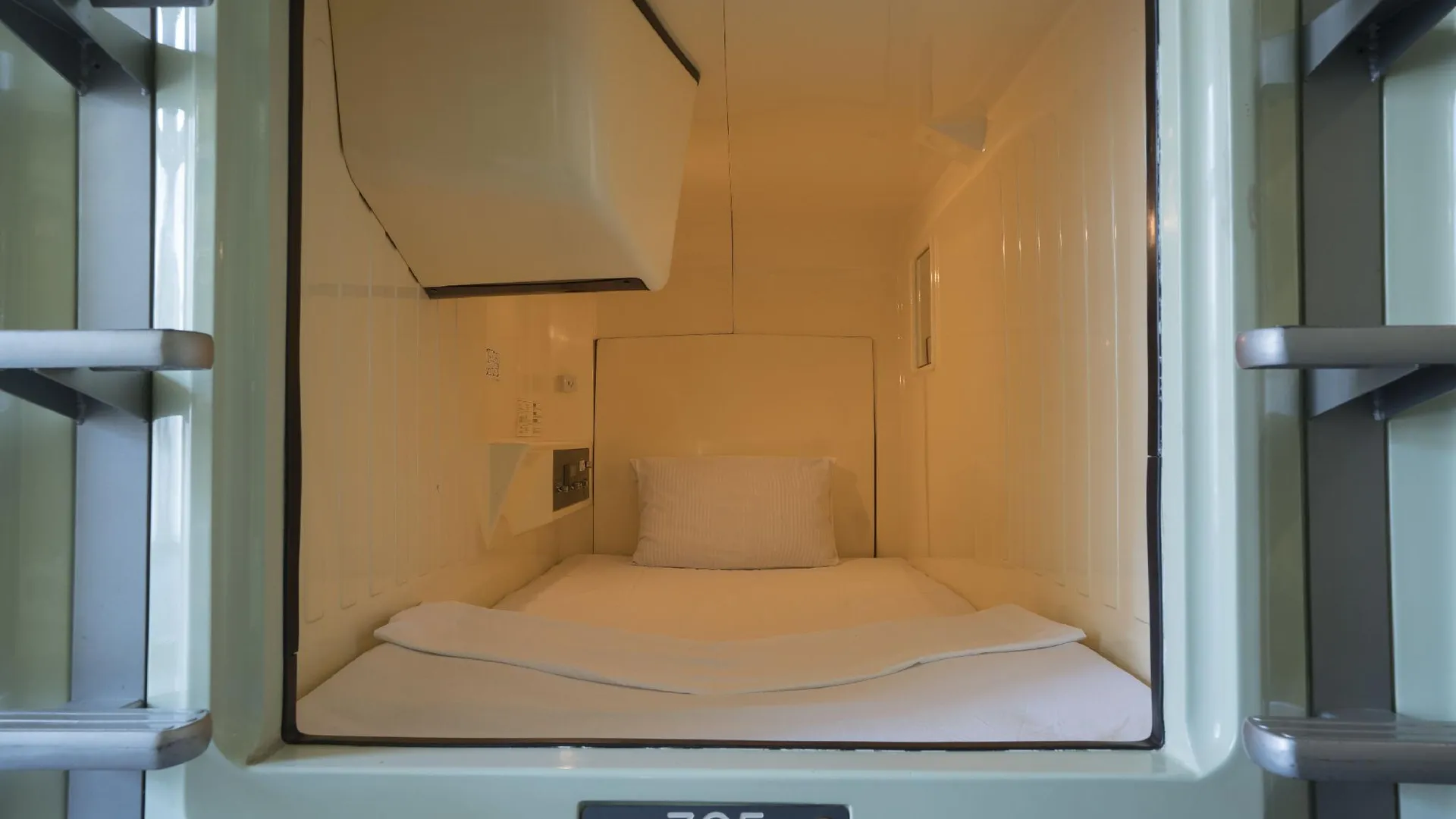 도쿄 / 동경 Capsule Inn Hamamatsucho 2성급 호텔 객실