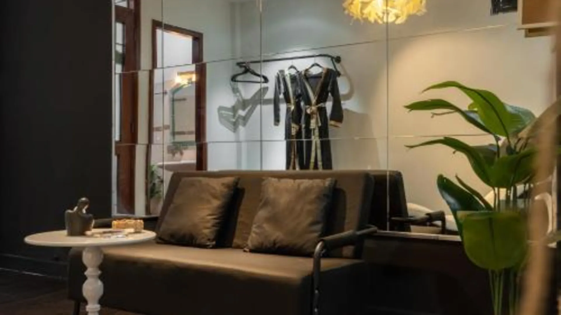 호치민 로즈 하우스 5성급 호텔 객실