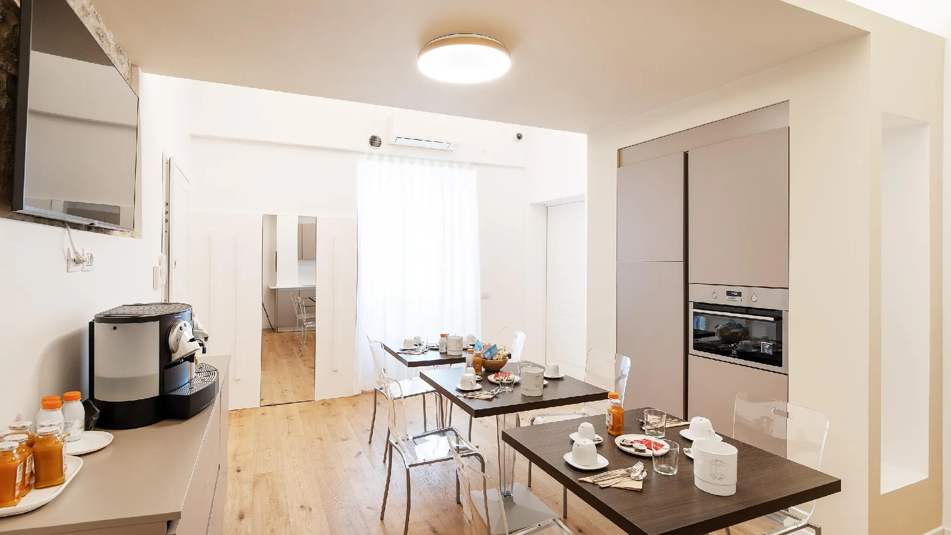 테라모 Duomo B&B 4성급 호텔 레스토랑