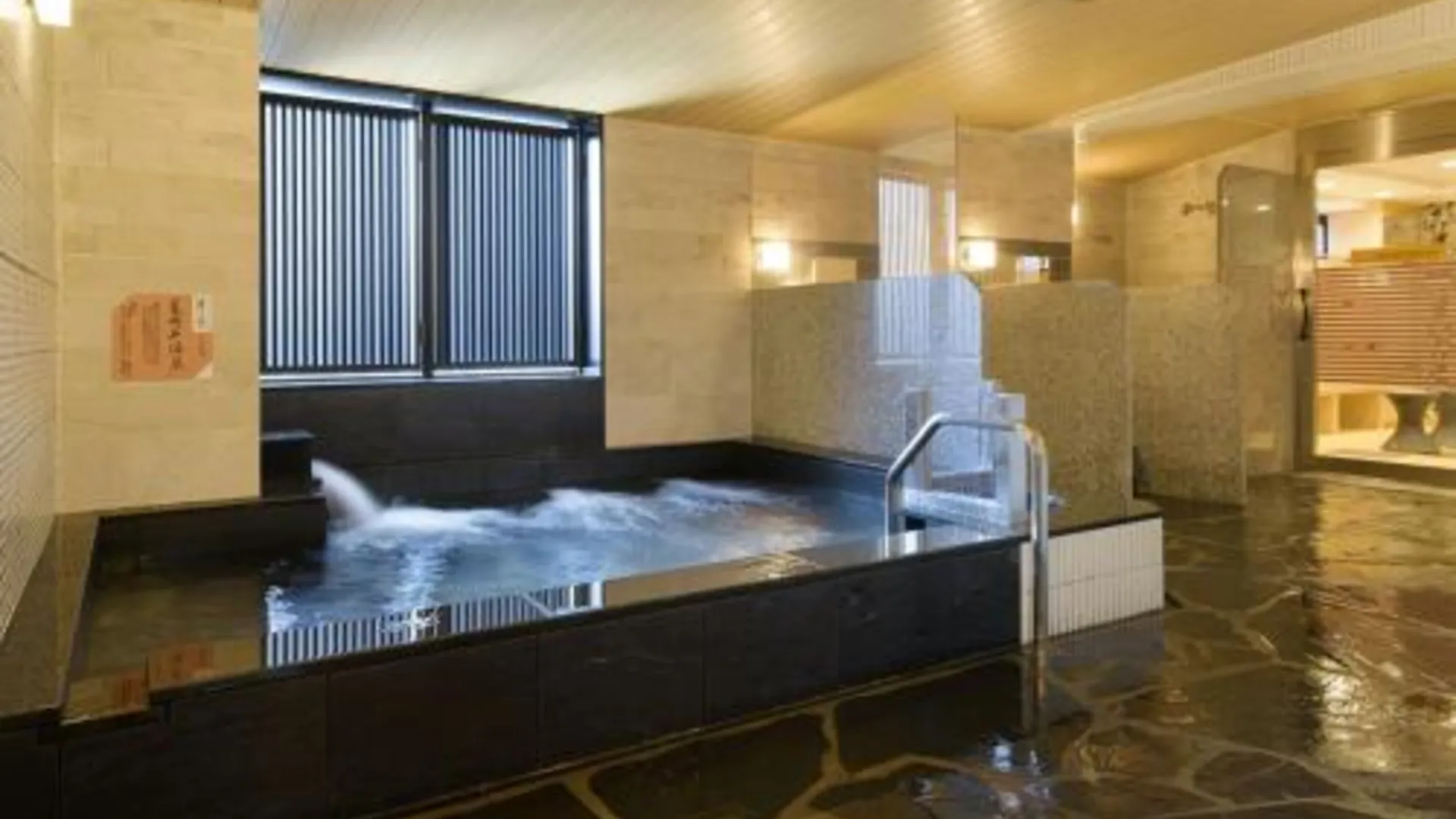 도쿄 / 동경 APA 호텔 신주쿠-가부키초 타워 3성급 호텔 외관